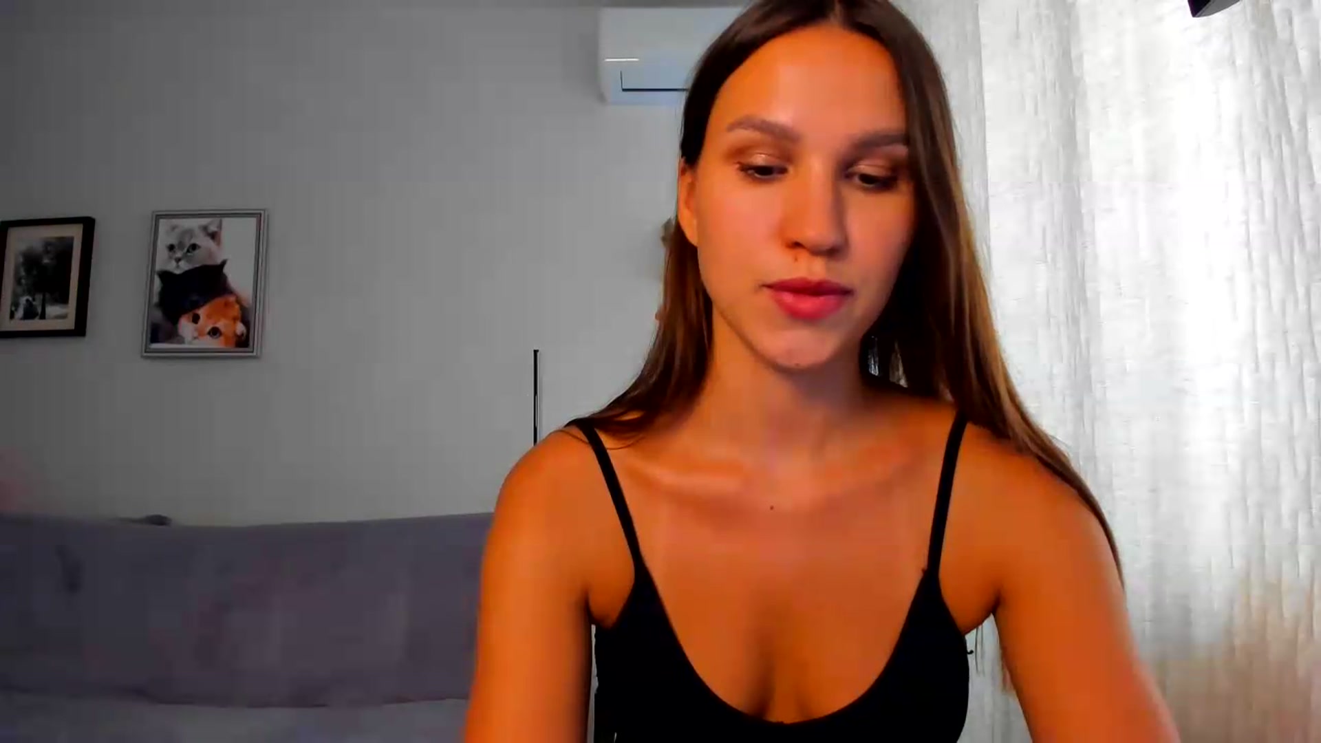 Gallery image thumbnail from WaveOfLove's myfreecams stream on, 08/28/2026, 12:20 image 9 of 20