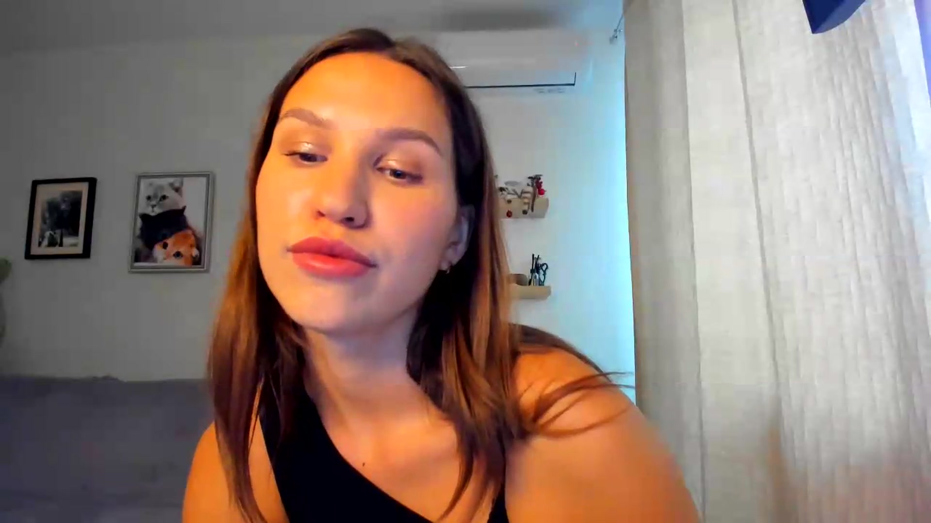 Gallery image thumbnail from WaveOfLove's myfreecams stream on, 09/16/2026, 11:06 image 15 of 20