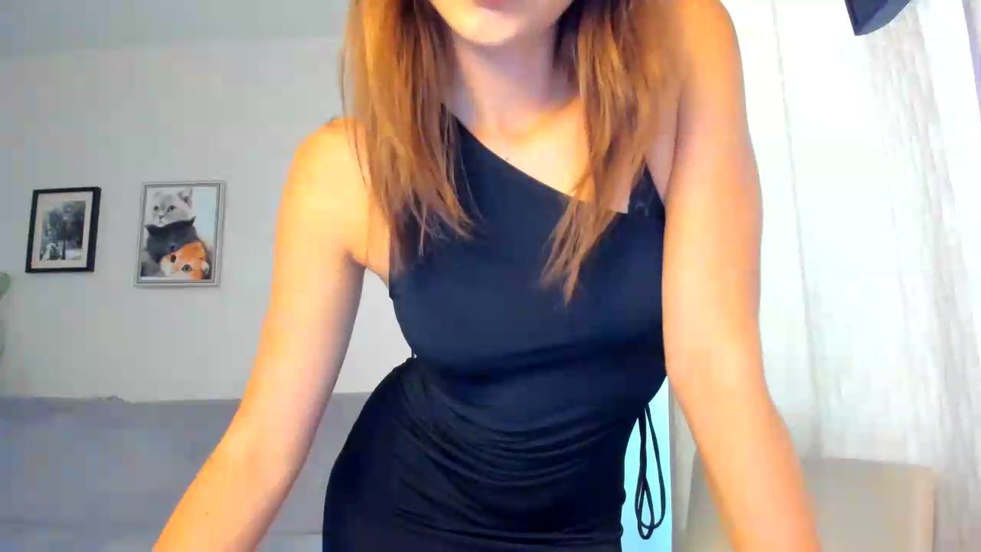 Gallery image thumbnail from WaveOfLove's myfreecams stream on, 09/16/2026, 11:06 image 12 of 20