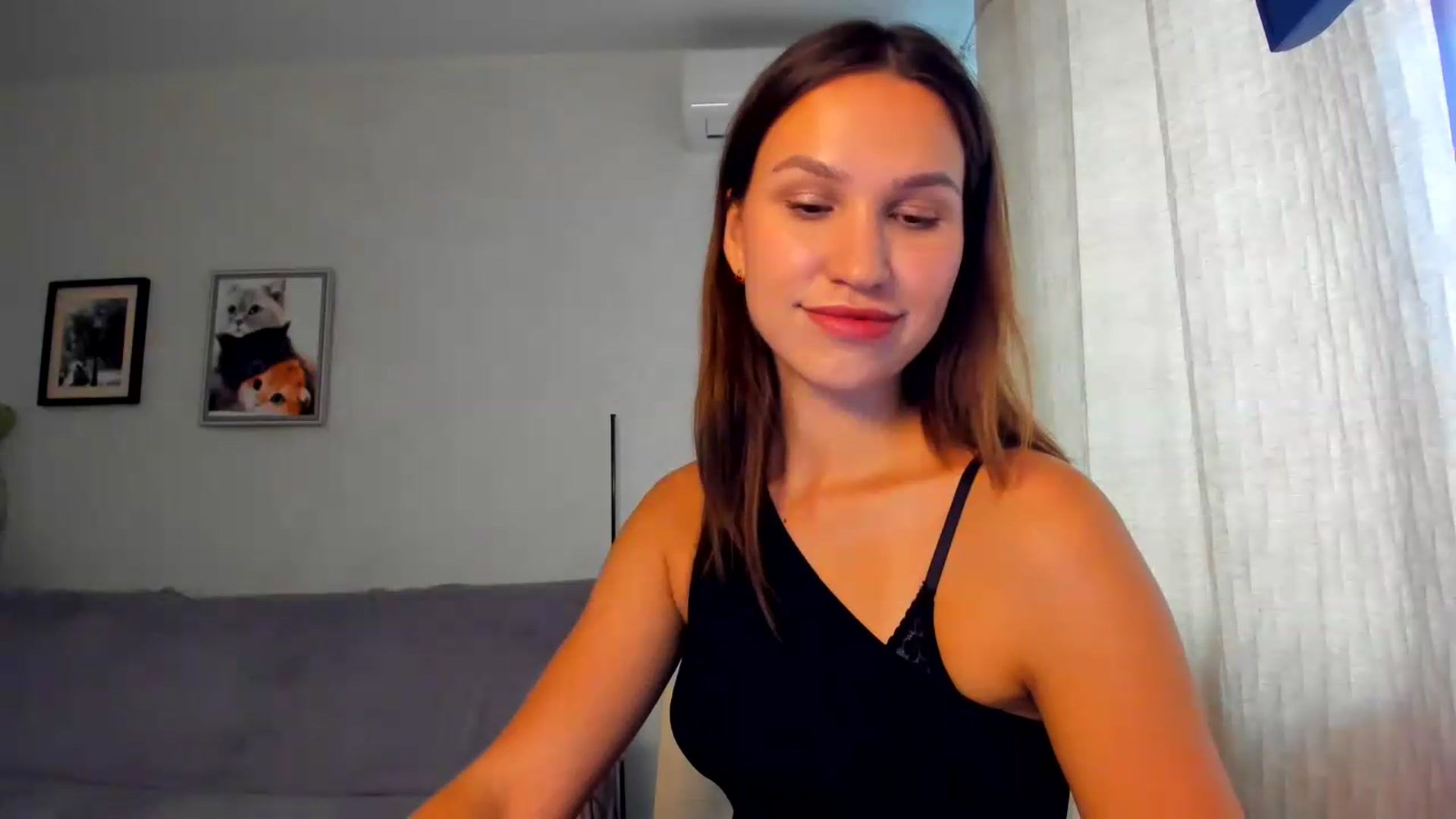 Gallery image thumbnail from WaveOfLove's myfreecams stream on, 09/16/2026, 11:06 image 16 of 20