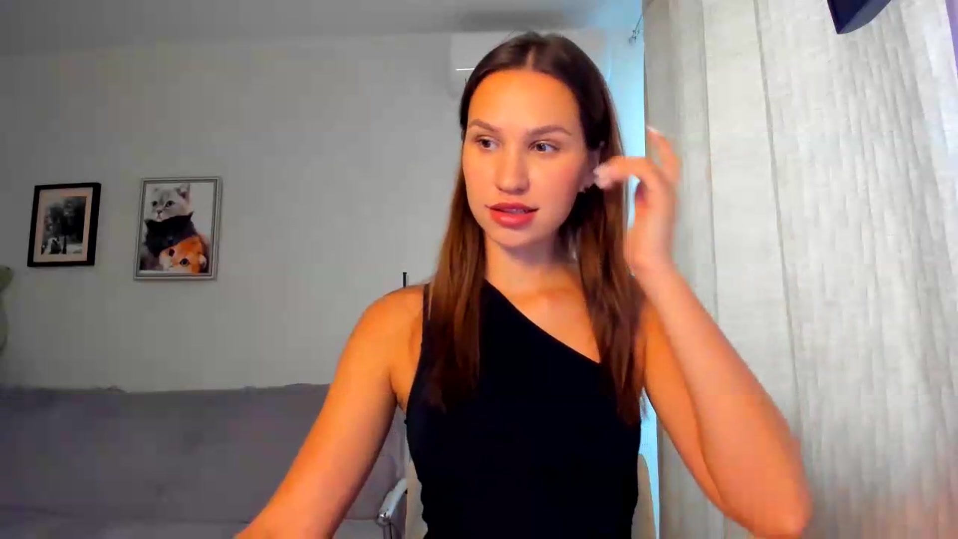 Gallery image thumbnail from WaveOfLove's myfreecams stream on, 09/16/2026, 11:06 image 3 of 20