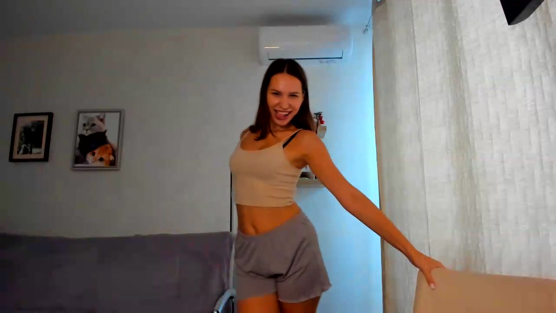 Gallery image thumbnail from WaveOfLove's myfreecams stream on, 09/17/2026, 11:13 image 10 of 20