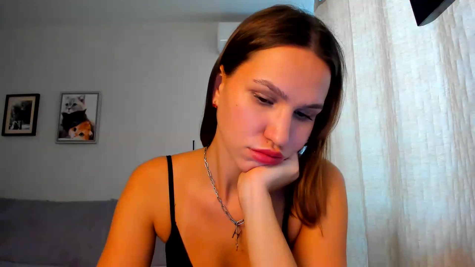 Gallery image thumbnail from WaveOfLove's myfreecams stream on, 09/18/2026, 11:16 image 9 of 20