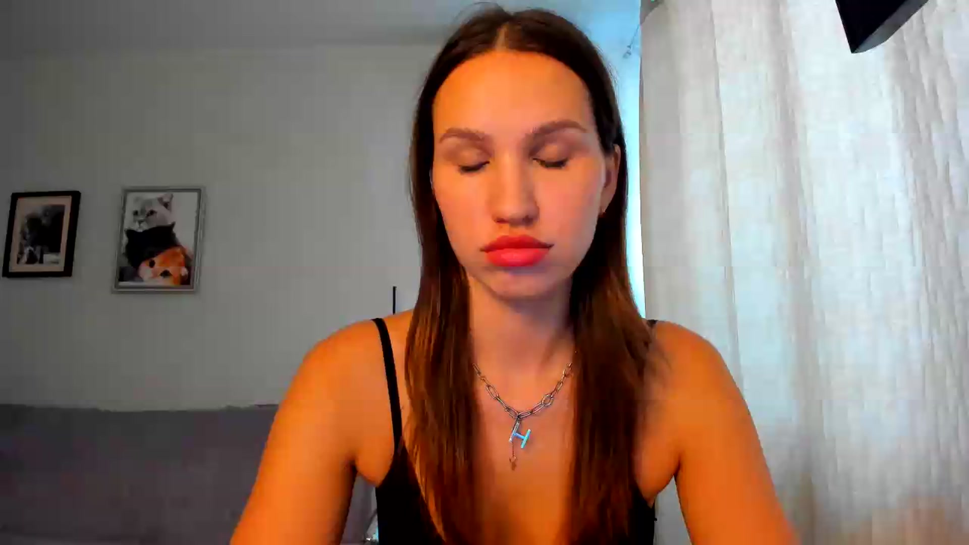 Gallery image thumbnail from WaveOfLove's myfreecams stream on, 09/18/2026, 11:16 image 1 of 20