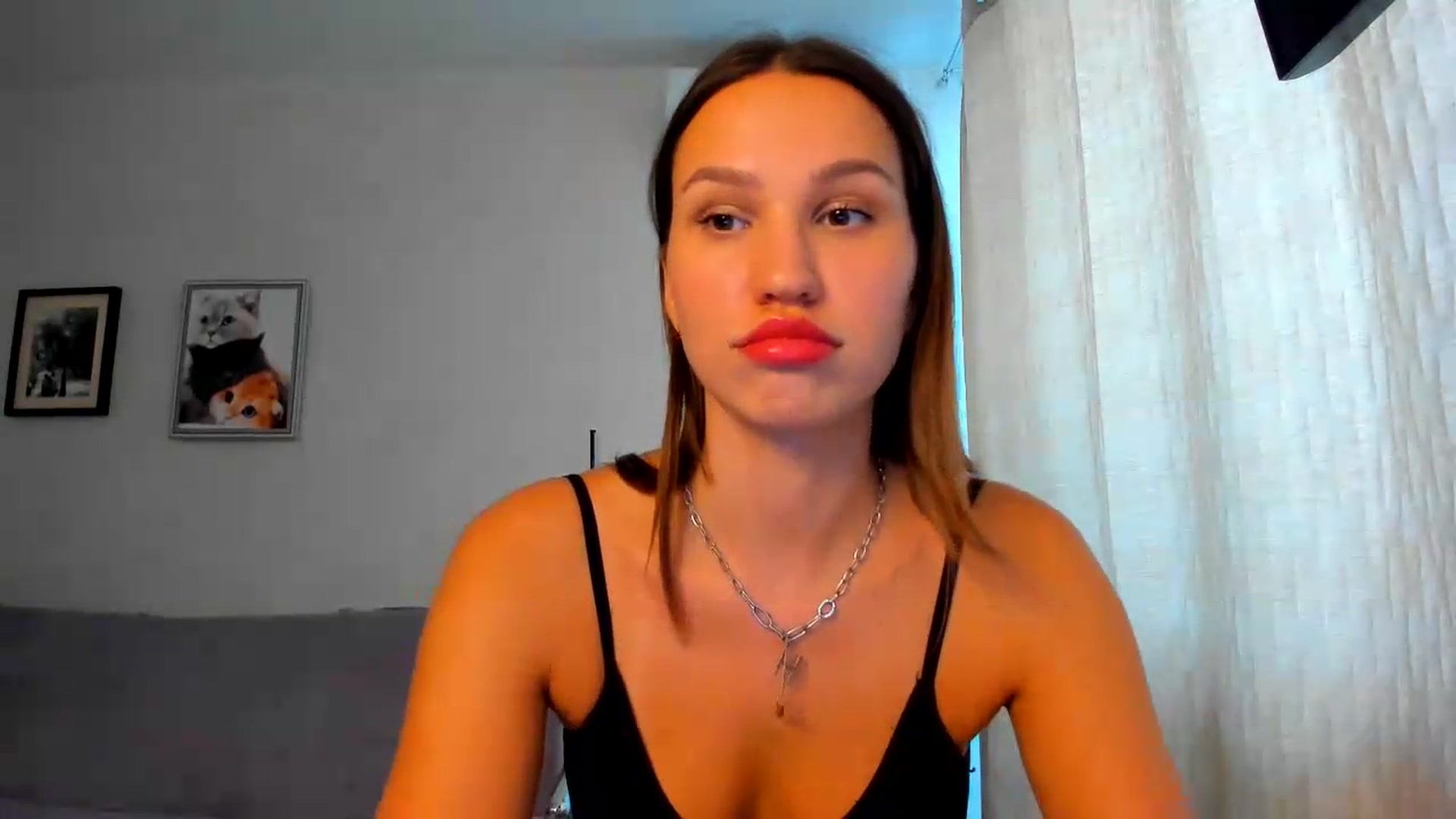 Gallery image thumbnail from WaveOfLove's myfreecams stream on, 09/18/2026, 11:16 image 3 of 20