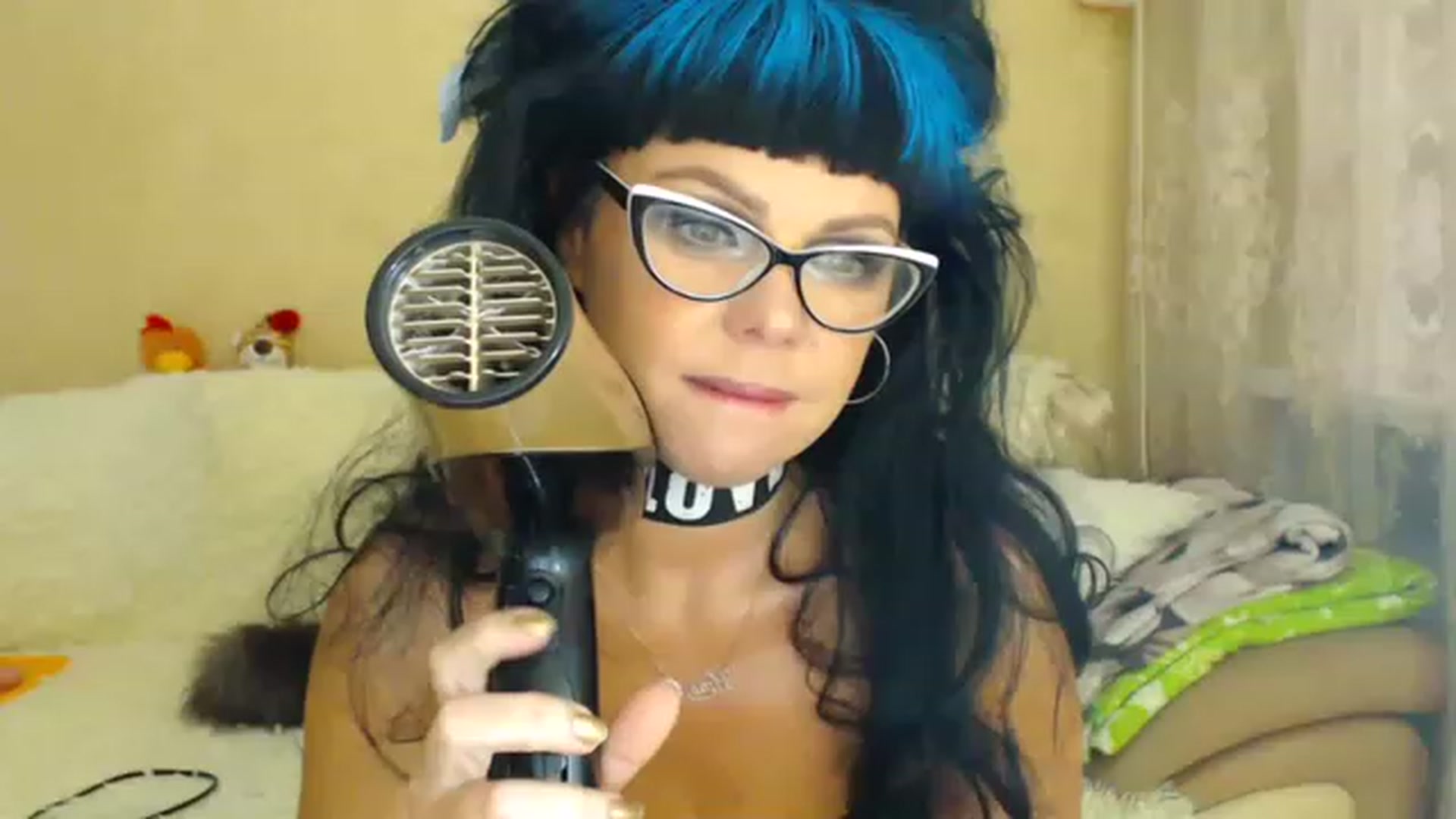 Gallery image thumbnail from WebcamSlutxx's myfreecams stream on, 01/02/2023, 13:15 image 16 of 20
