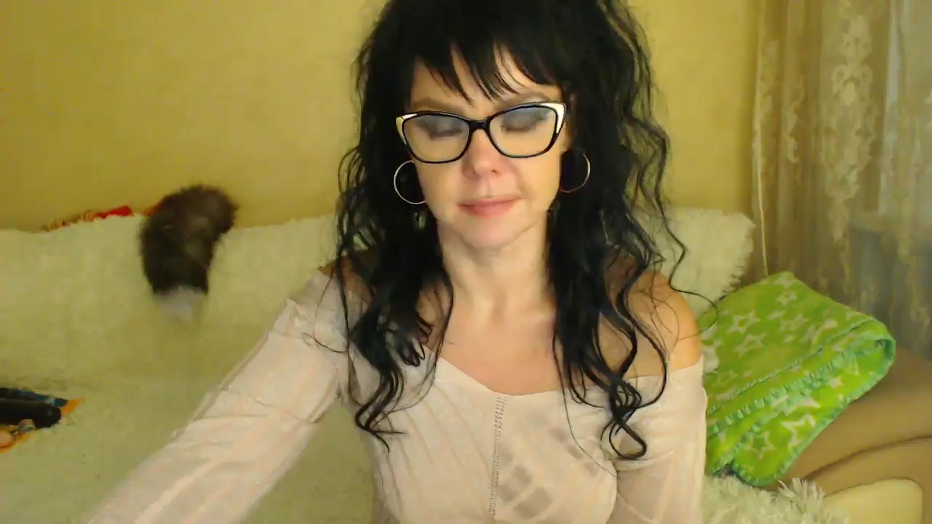 Gallery image thumbnail from WebcamSlutxx's myfreecams stream on, 12/18/2025, 19:56 image 8 of 20
