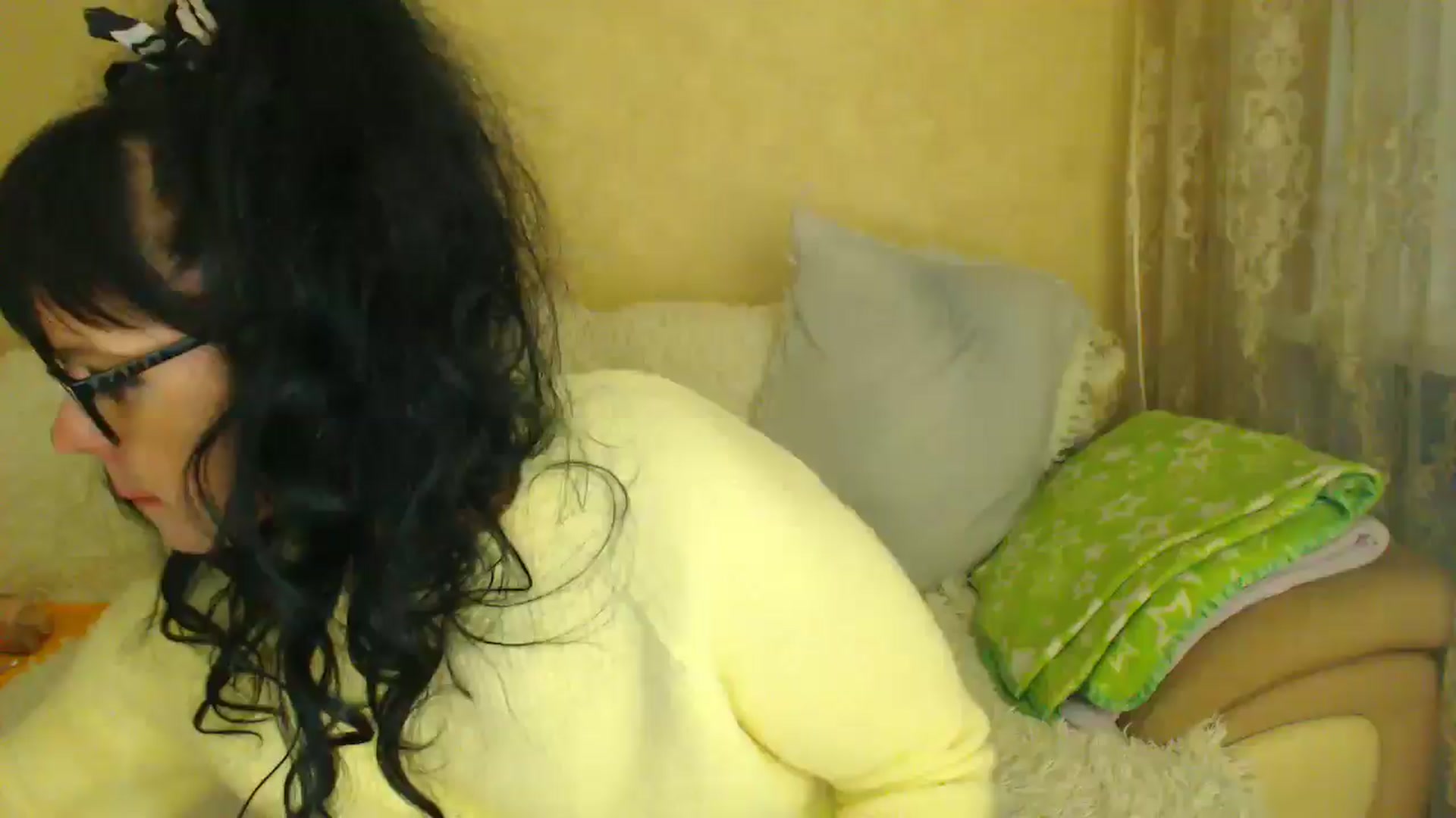 Gallery image thumbnail from WebcamSlutxx's myfreecams stream on, 12/24/2025, 15:26 image 6 of 20