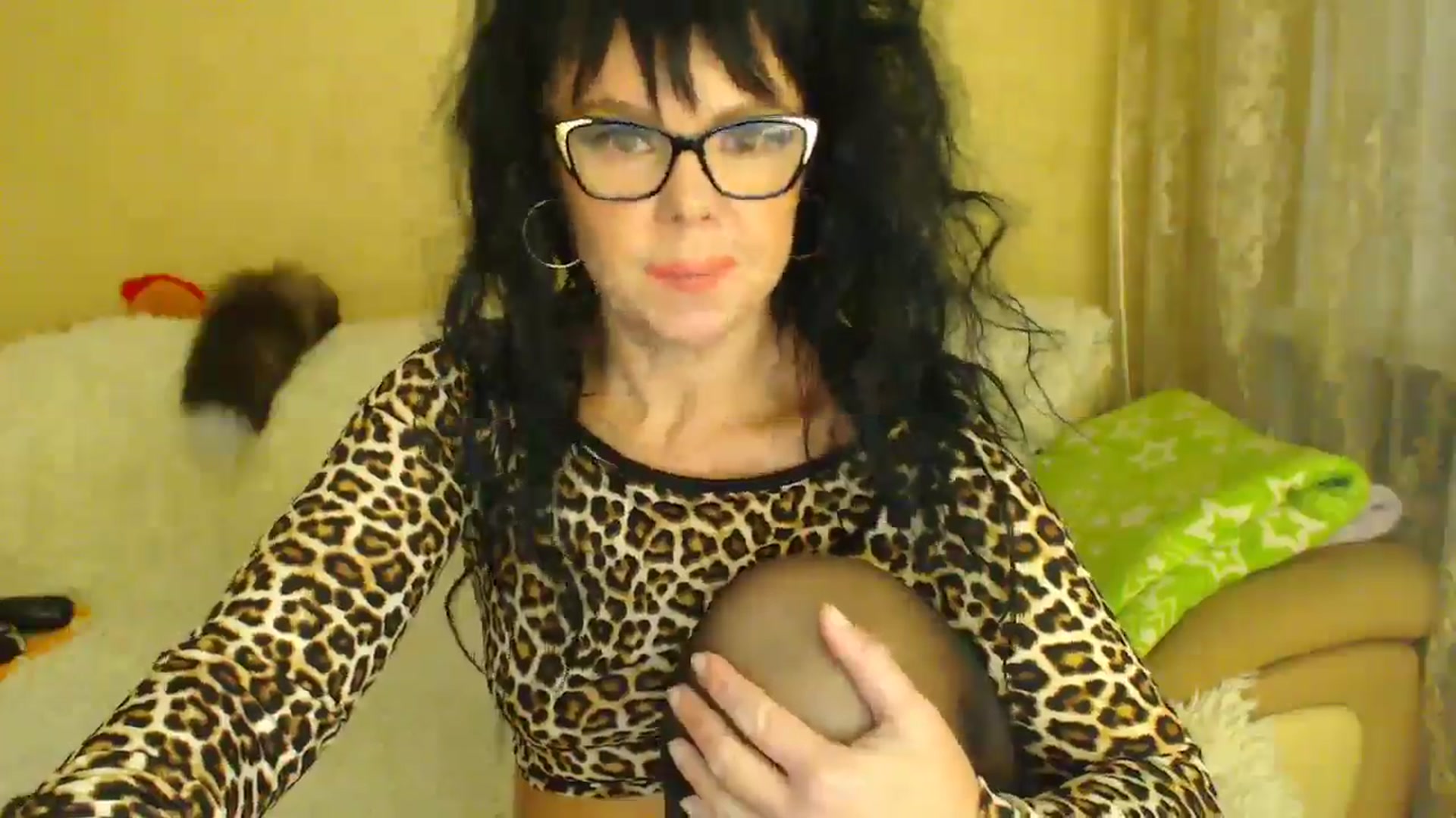 Gallery image thumbnail from WebcamSlutxx's myfreecams stream on, 12/29/2025, 18:49 image 14 of 20