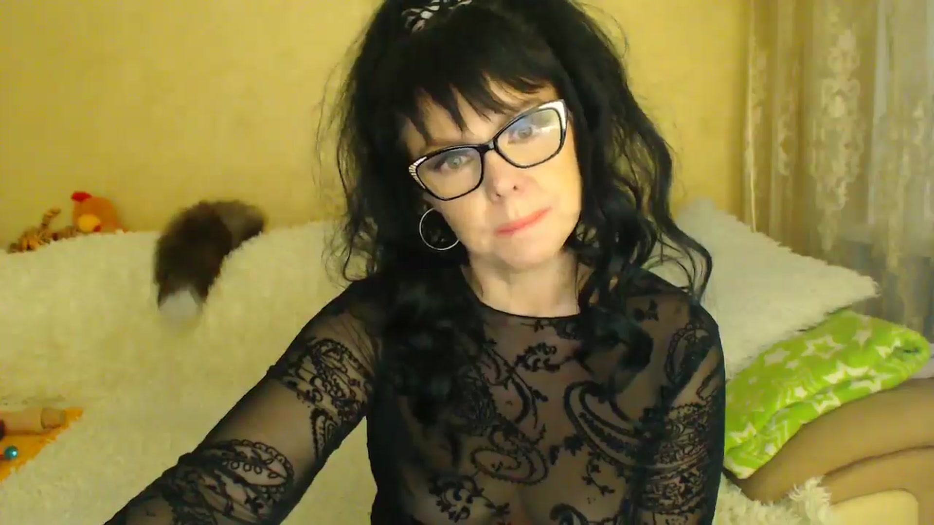 Gallery image thumbnail from WebcamSlutxx's myfreecams stream on, 01/01/2026, 18:45 image 13 of 20