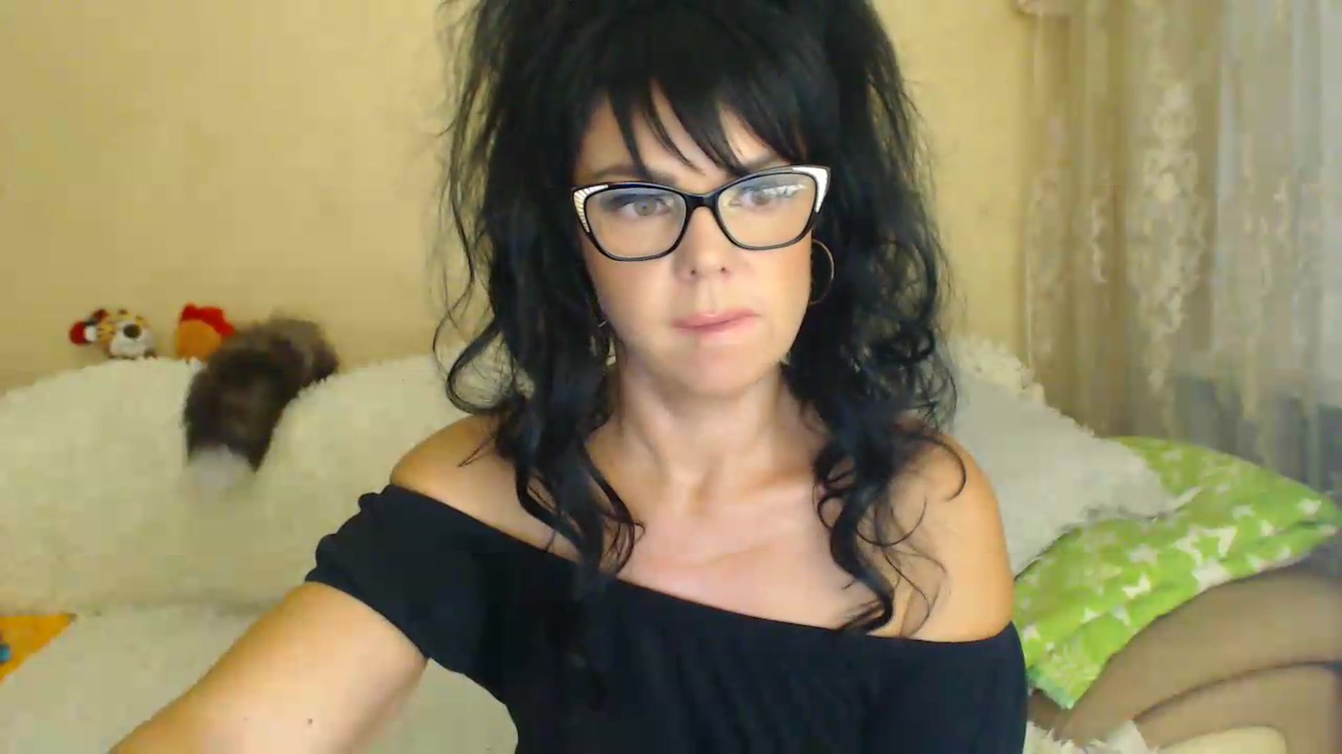 Gallery image thumbnail from WebcamSlutxx's myfreecams stream on, 08/14/2026, 18:53 image 5 of 20