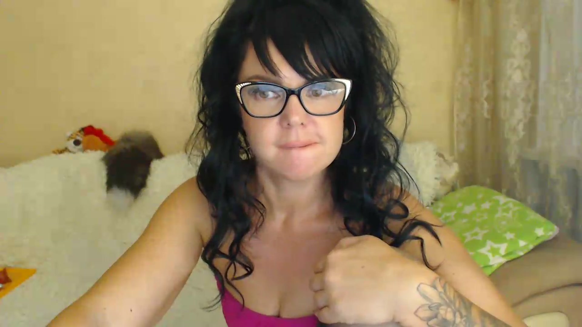 Gallery image thumbnail from WebcamSlutxx's myfreecams stream on, 08/15/2026, 15:46 image 2 of 20
