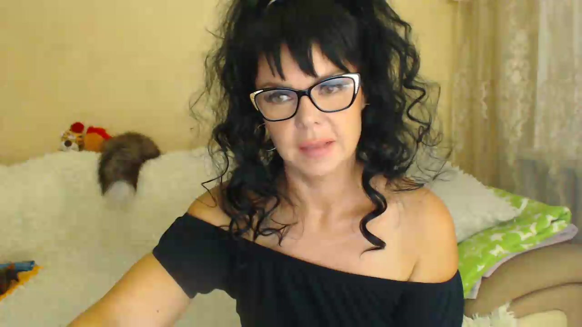 Gallery image thumbnail from WebcamSlutxx's myfreecams stream on, 08/19/2026, 11:44 image 6 of 20