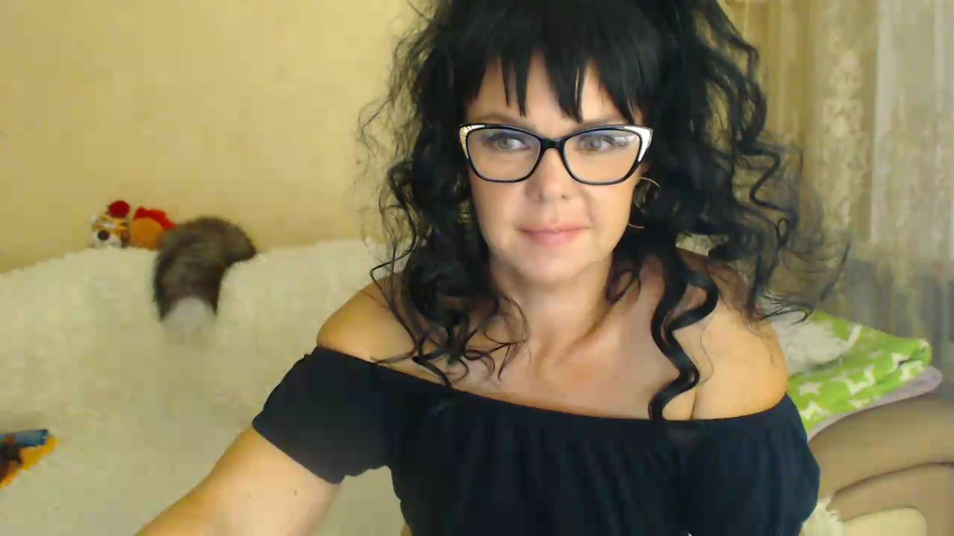 Gallery image thumbnail from WebcamSlutxx's myfreecams stream on, 08/19/2026, 11:44 image 18 of 20