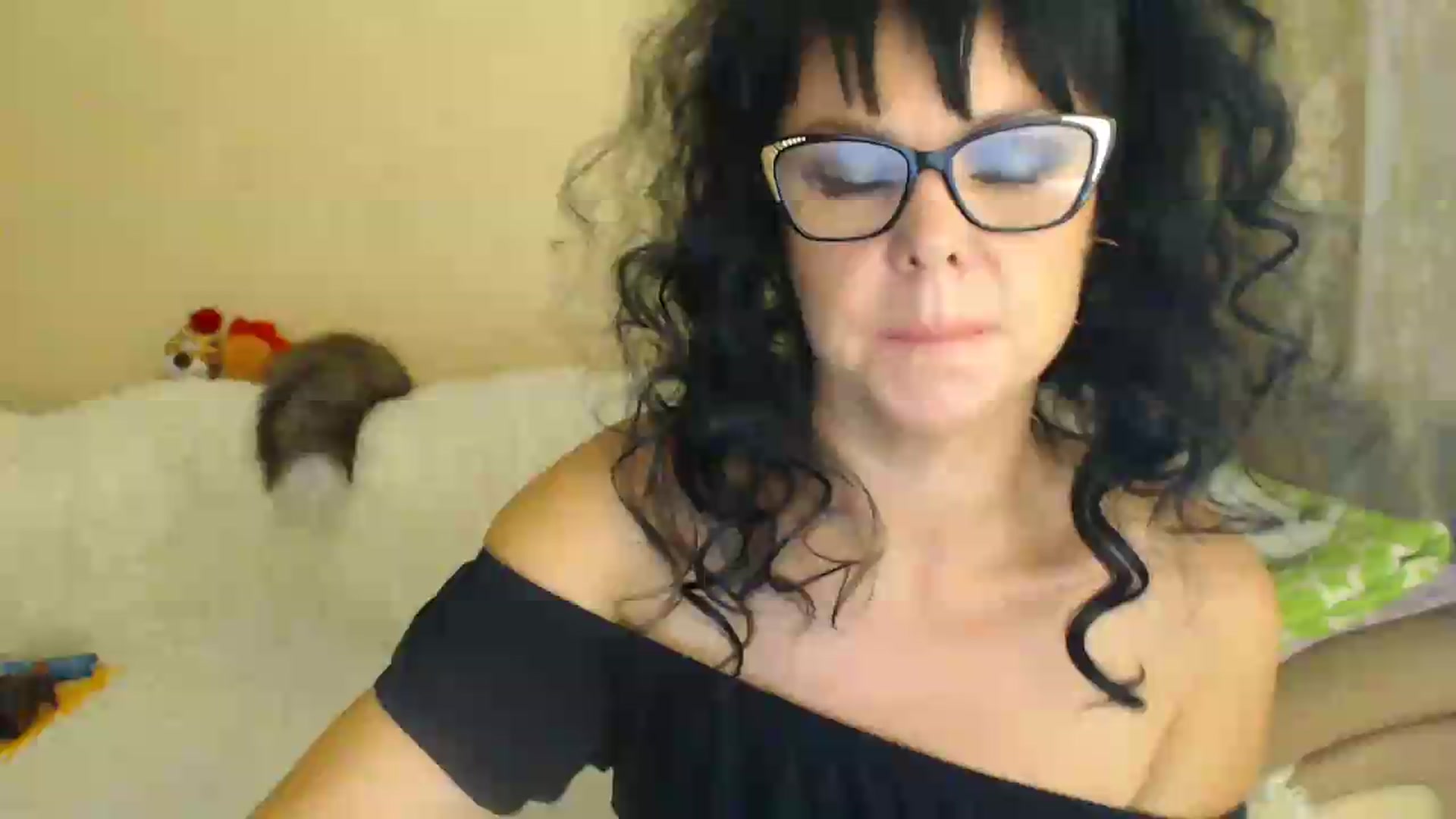 Gallery image thumbnail from WebcamSlutxx's myfreecams stream on, 08/19/2026, 12:06 image 8 of 20