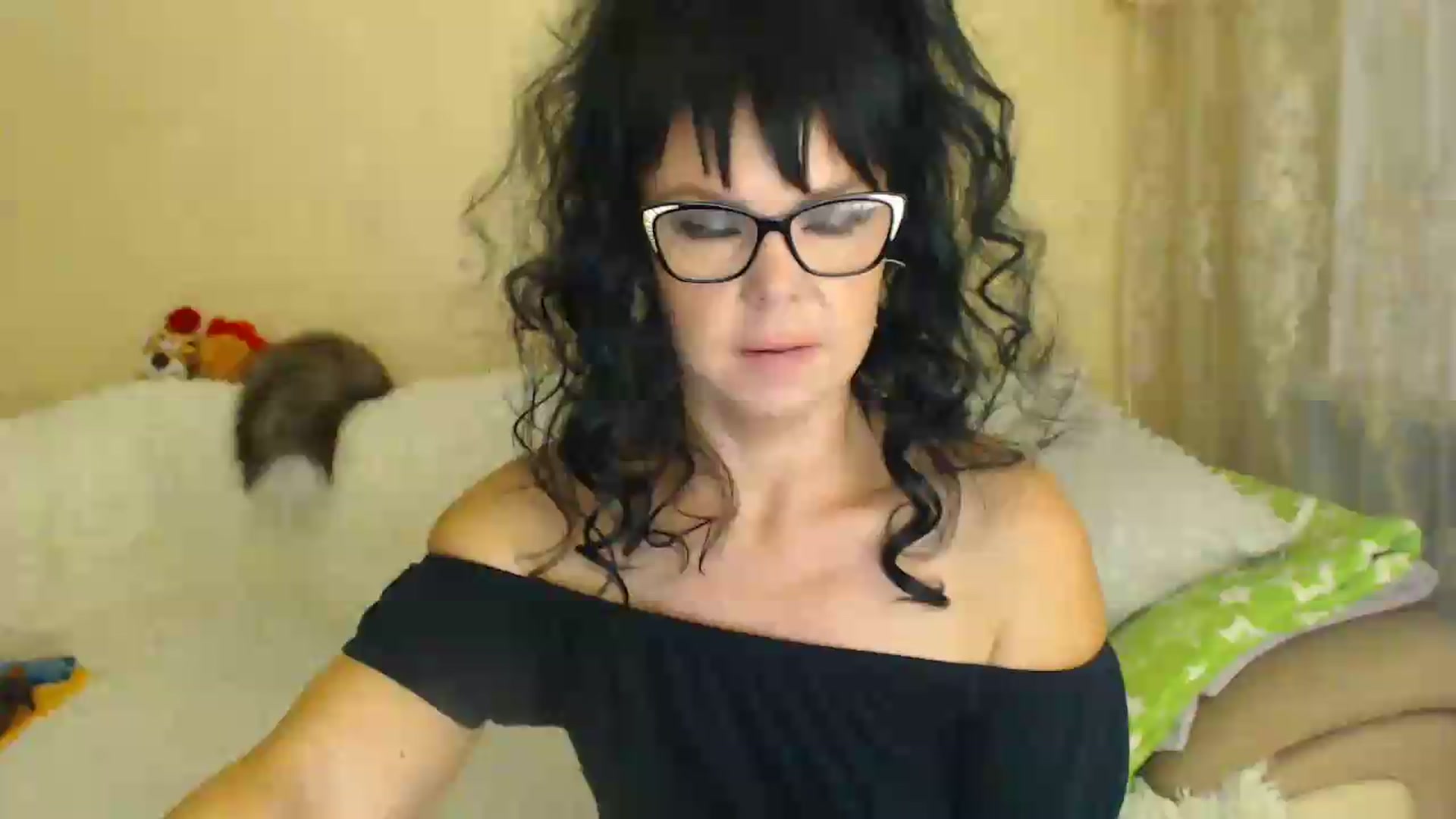 Gallery image thumbnail from WebcamSlutxx's myfreecams stream on, 08/19/2026, 12:06 image 1 of 20