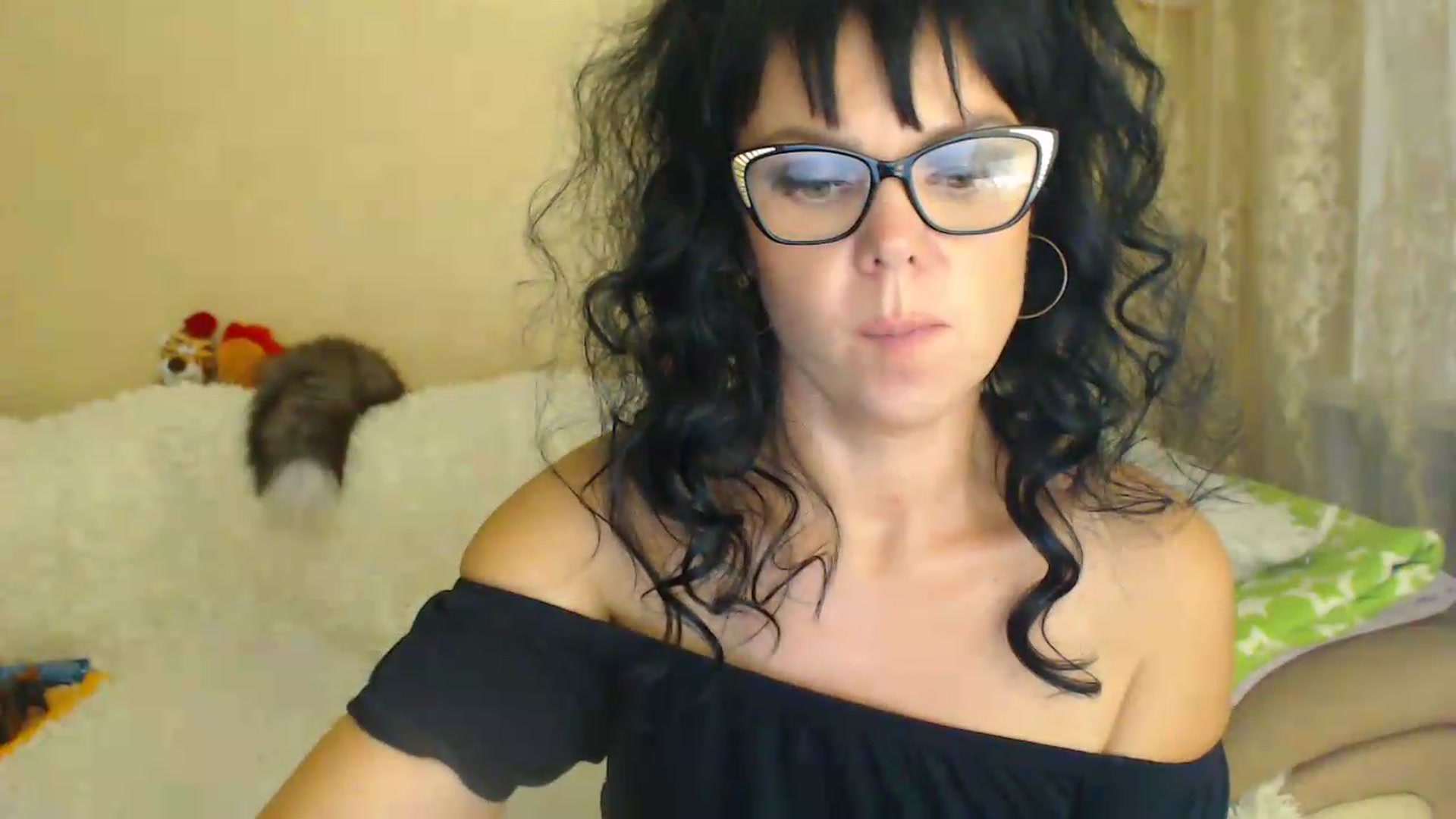 Gallery image thumbnail from WebcamSlutxx's myfreecams stream on, 08/19/2026, 14:01 image 5 of 20