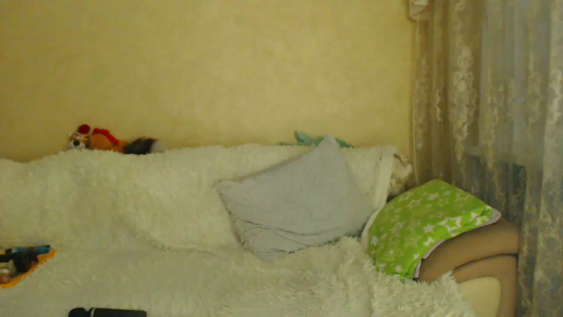 Gallery image thumbnail from WebcamSlutxx's myfreecams stream on, 08/19/2026, 16:31 image 1 of 20
