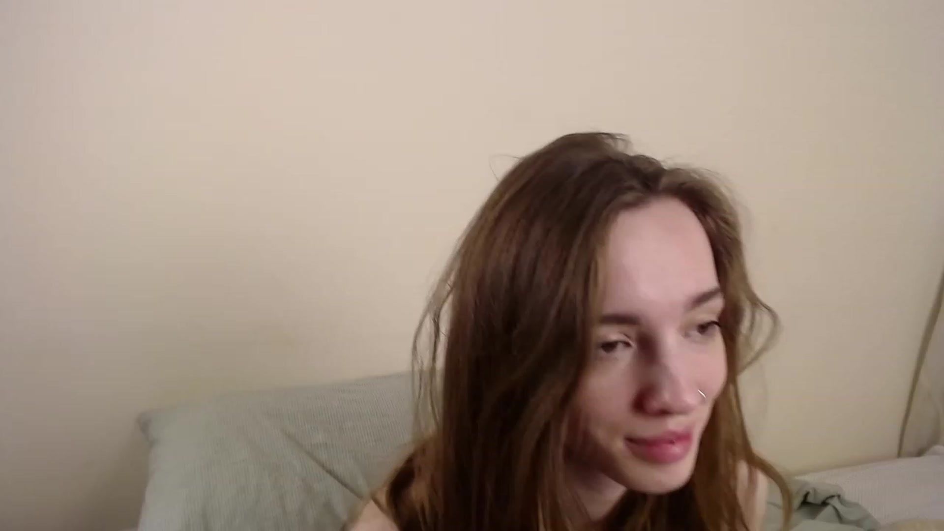 Gallery image thumbnail from Weeissy's myfreecams stream on, 11/15/2022, 23:12 image 8 of 20