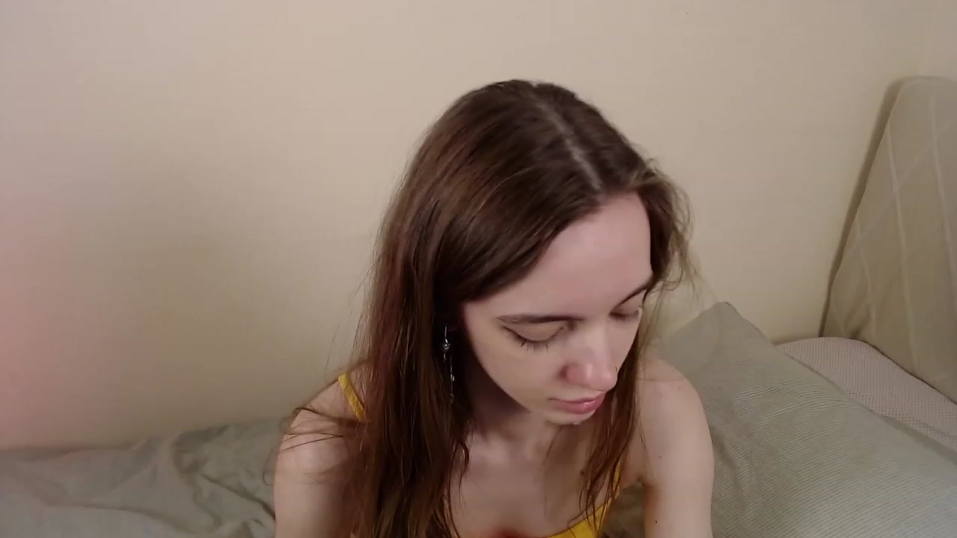 Gallery image thumbnail from Weeissy's myfreecams stream on, 11/19/2022, 20:37 image 19 of 20