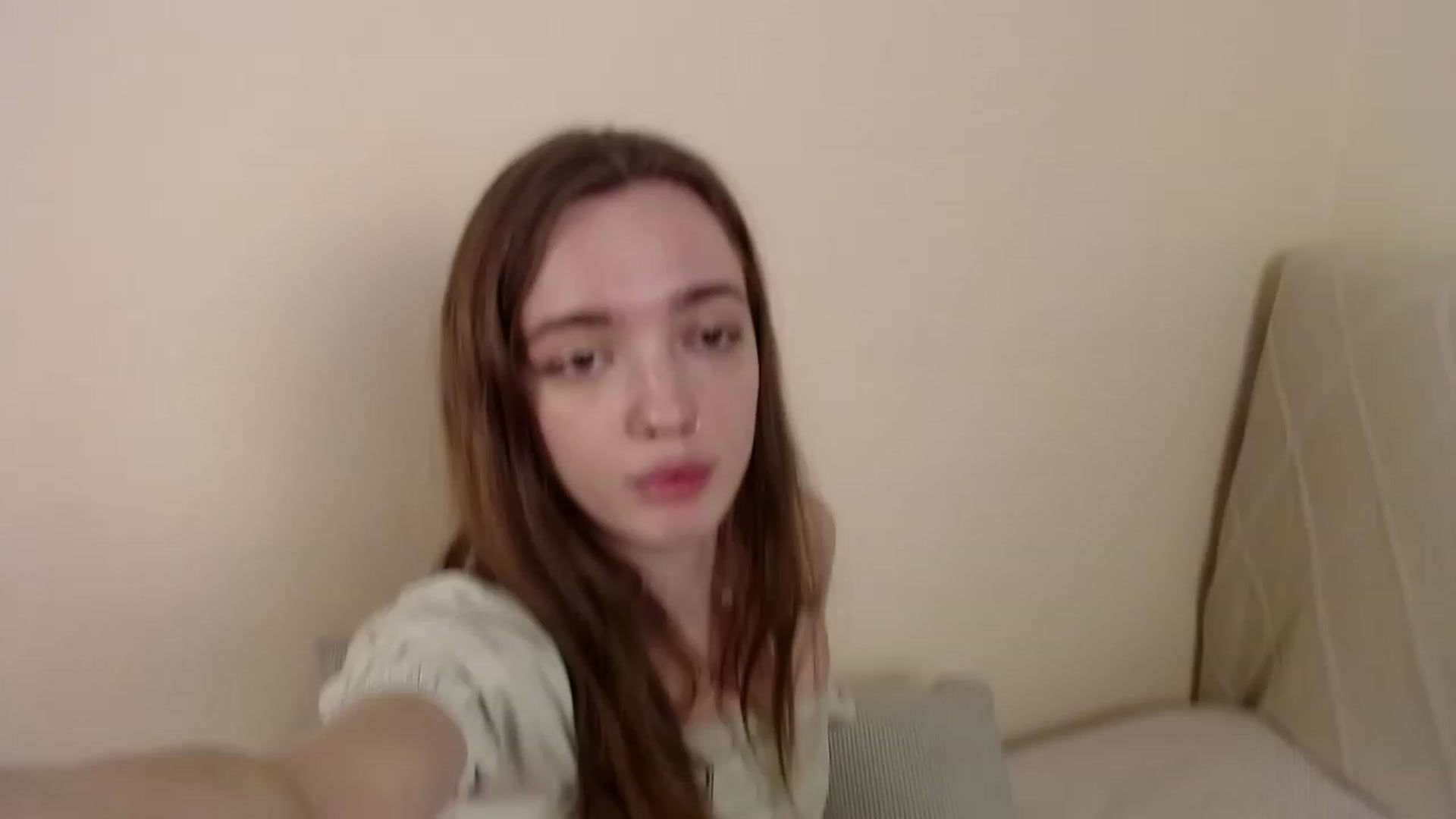 Gallery image thumbnail from Weeissy's myfreecams stream on, 11/19/2022, 22:21 image 5 of 20