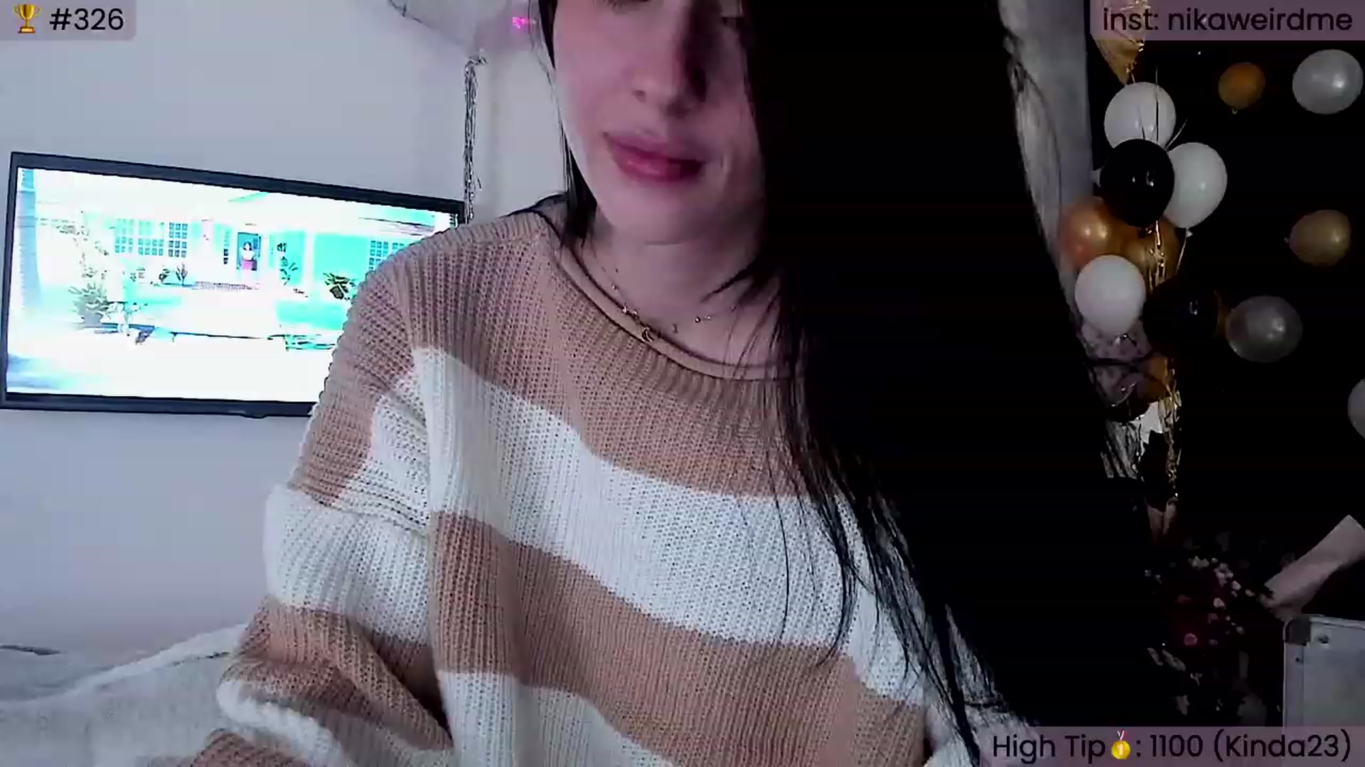 Gallery image thumbnail from WeirdMe's myfreecams stream on, 12/03/2023, 15:32 image 7 of 20