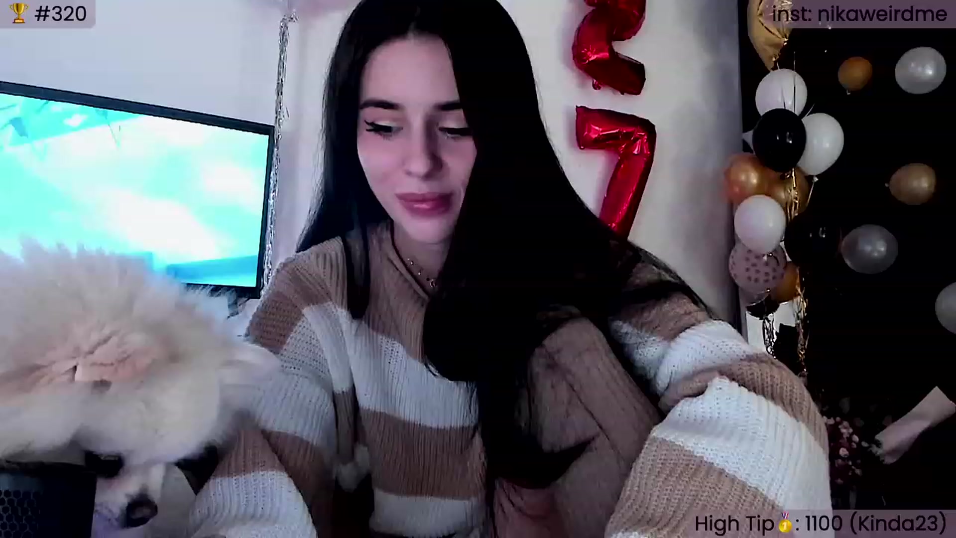 Gallery image thumbnail from WeirdMe's myfreecams stream on, 12/03/2023, 15:32 image 18 of 20