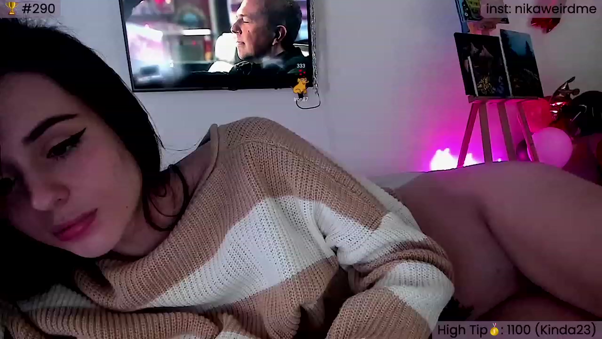 Gallery image thumbnail from WeirdMe's myfreecams stream on, 12/03/2023, 16:02 image 6 of 20