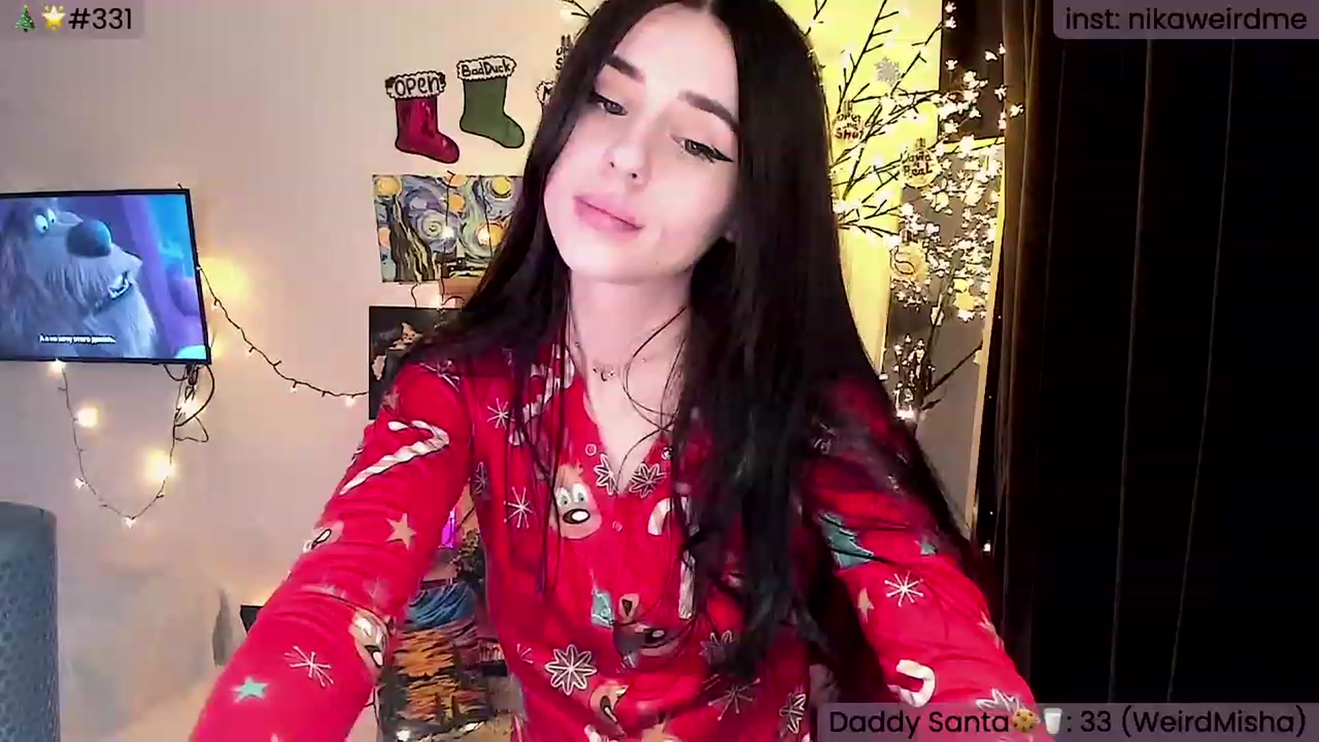Gallery image thumbnail from WeirdMe's myfreecams stream on, 12/14/2023, 14:53 image 15 of 20