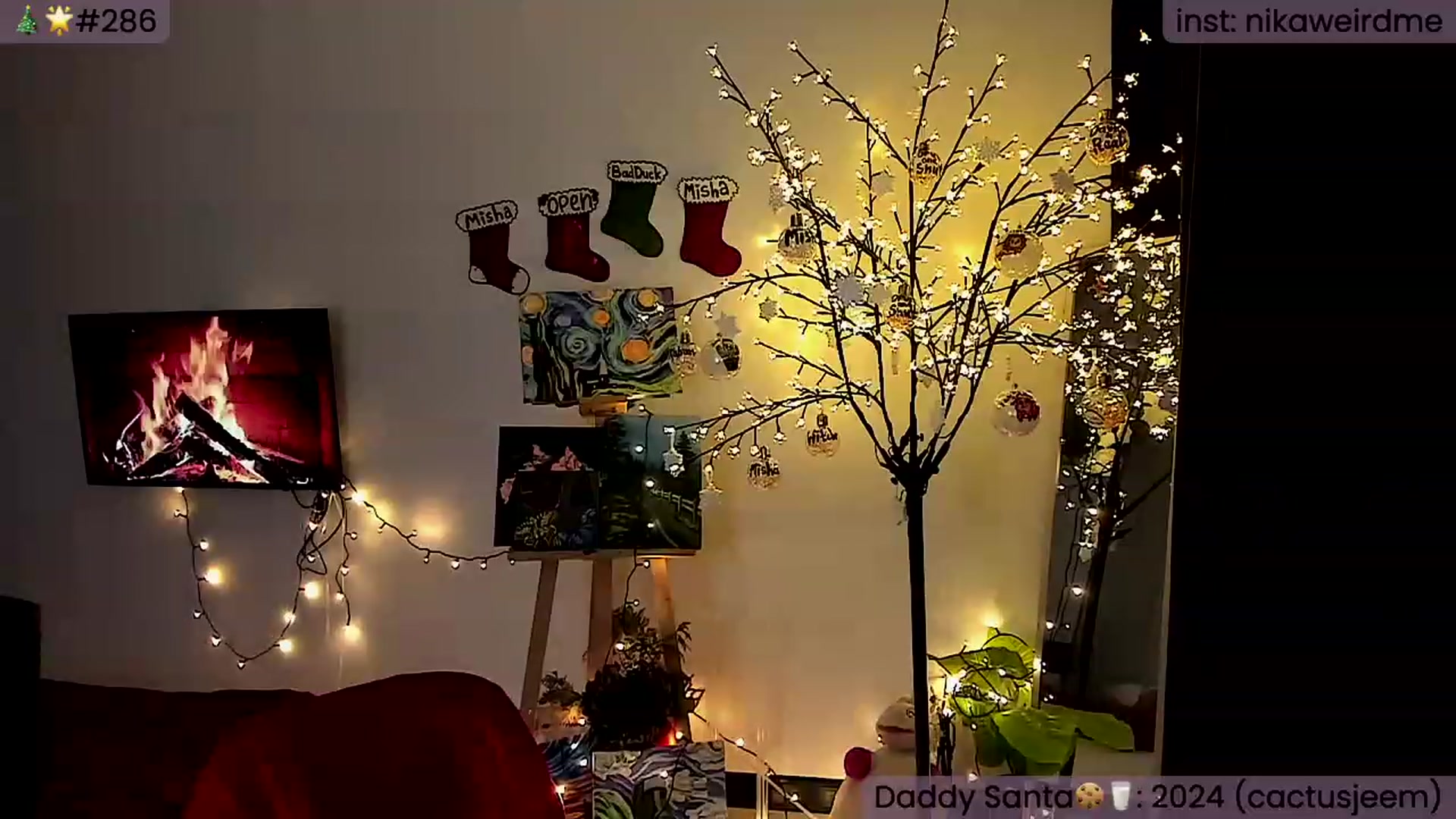 Gallery image thumbnail from WeirdMe's myfreecams stream on, 12/16/2023, 14:04 image 19 of 20