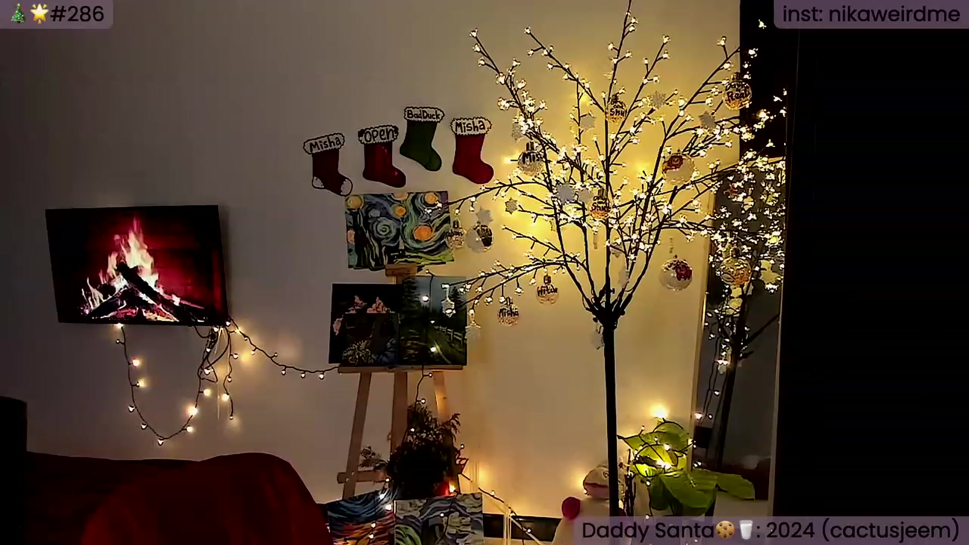 Gallery image thumbnail from WeirdMe's myfreecams stream on, 12/16/2023, 14:04 image 17 of 20