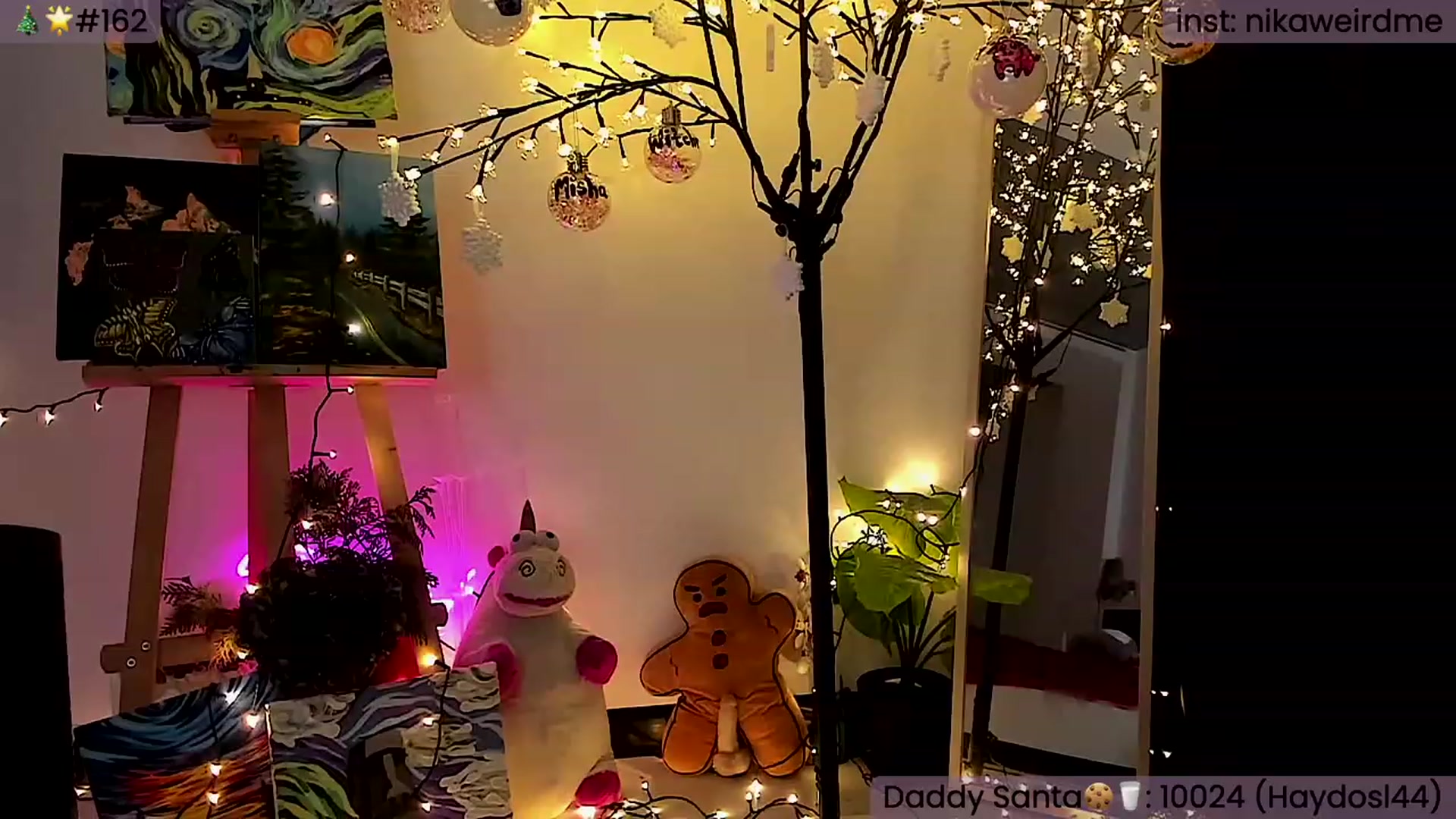 Gallery image thumbnail from WeirdMe's myfreecams stream on, 12/17/2023, 12:03 image 13 of 20