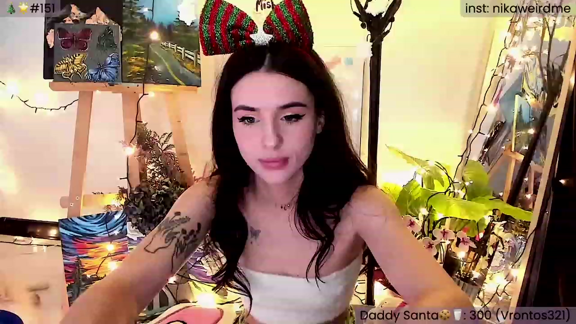 Gallery image thumbnail from WeirdMe's myfreecams stream on, 12/24/2023, 12:41 image 4 of 20