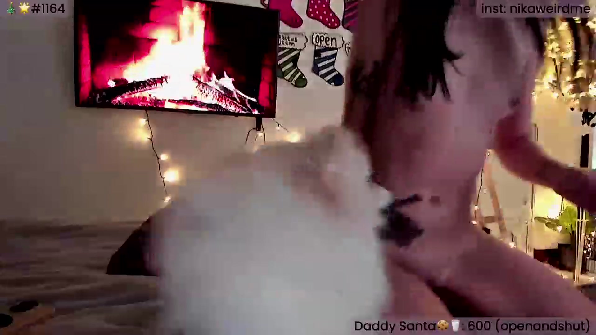 Gallery image thumbnail from WeirdMe's myfreecams stream on, 01/06/2024, 18:44 image 20 of 20