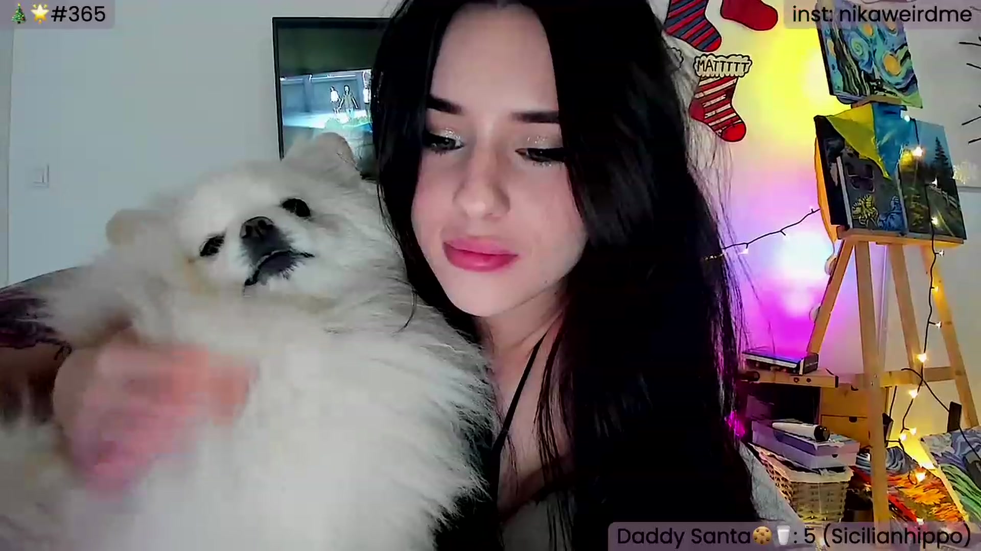 Gallery image thumbnail from WeirdMe's myfreecams stream on, 01/21/2024, 14:42 image 2 of 20