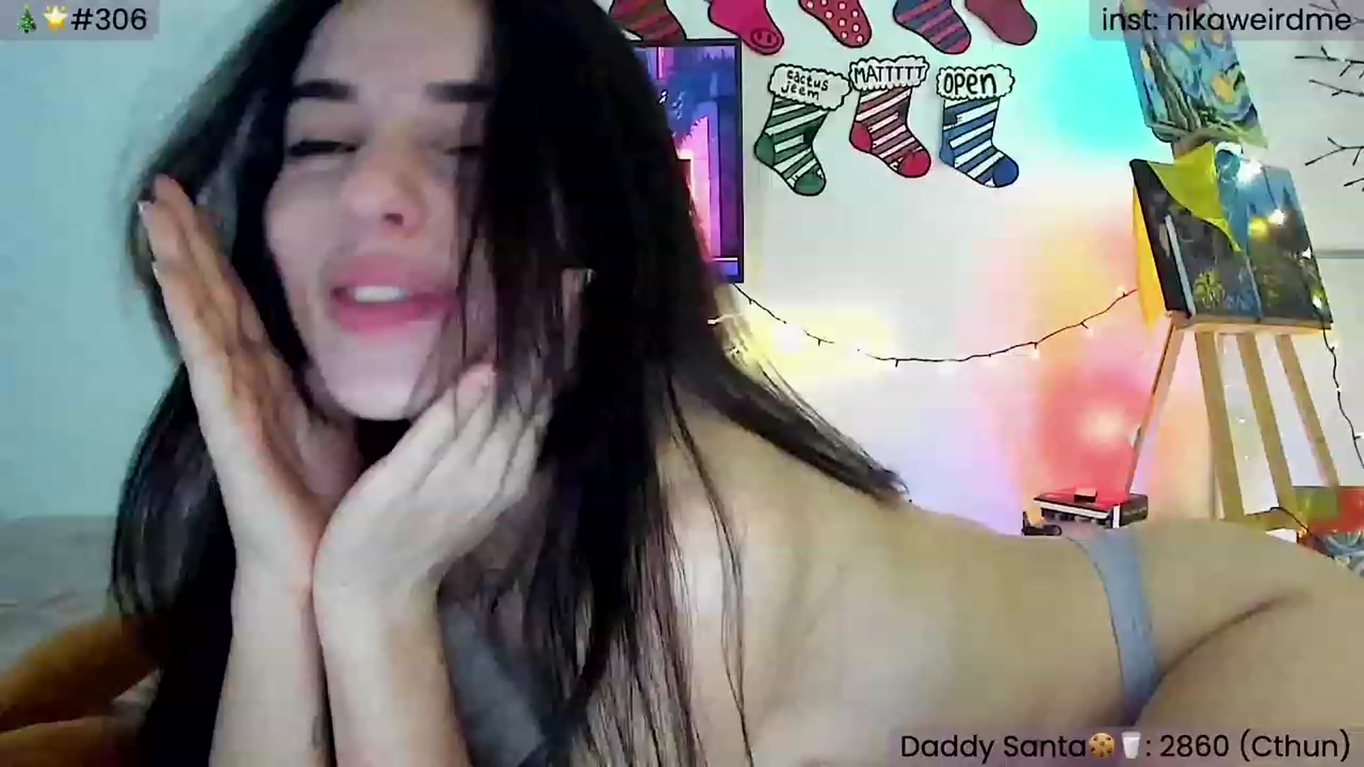 Gallery image thumbnail from WeirdMe's myfreecams stream on, 01/24/2024, 18:34 image 15 of 20