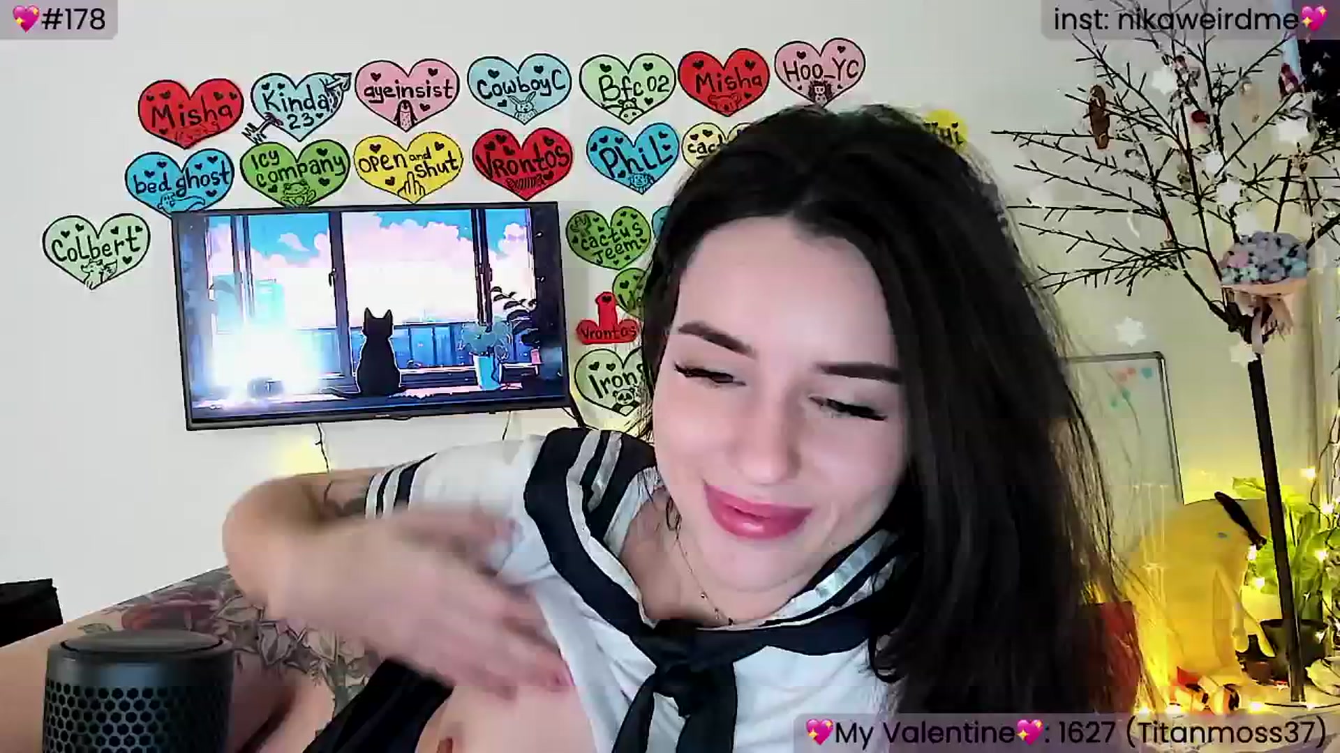 Gallery image thumbnail from WeirdMe's myfreecams stream on, 02/10/2024, 14:23 image 19 of 20