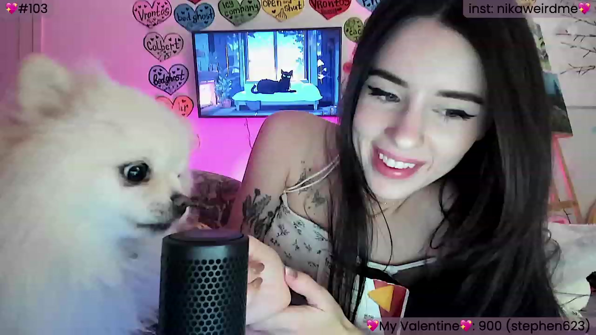Gallery image thumbnail from WeirdMe's myfreecams stream on, 02/25/2024, 10:06 image 16 of 20