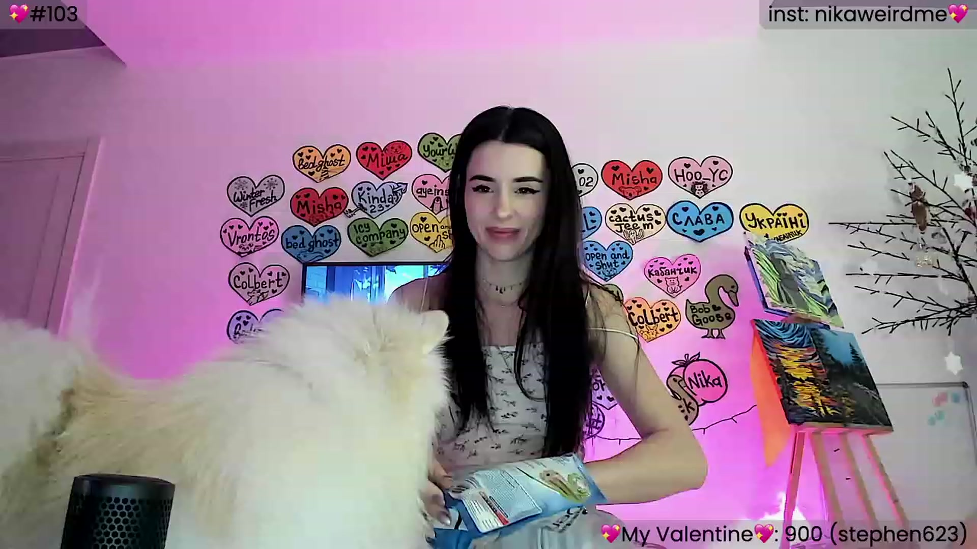 Gallery image thumbnail from WeirdMe's myfreecams stream on, 02/25/2024, 10:06 image 6 of 20