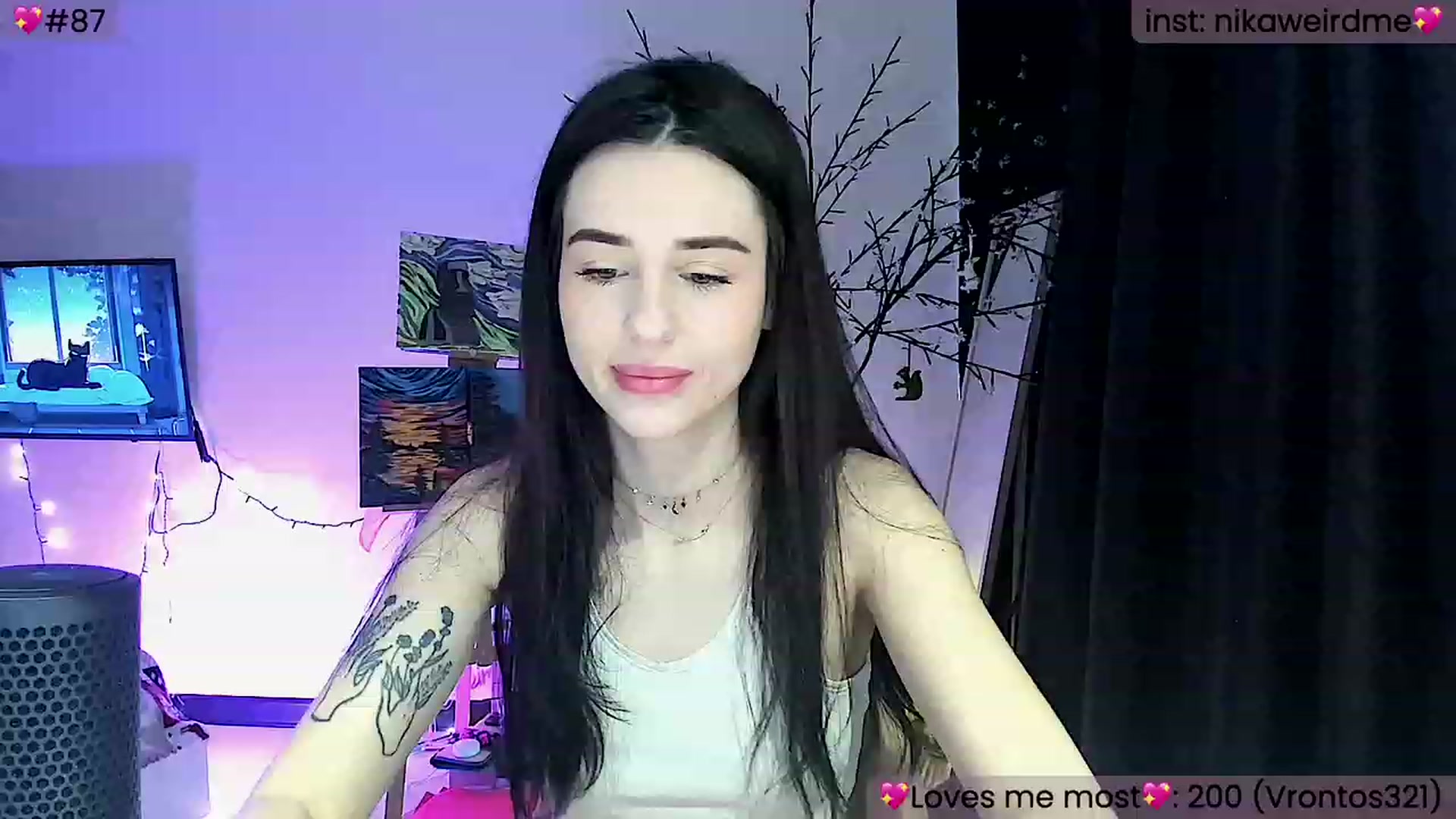 Gallery image thumbnail from WeirdMe's myfreecams stream on, 03/06/2024, 08:26 image 16 of 20