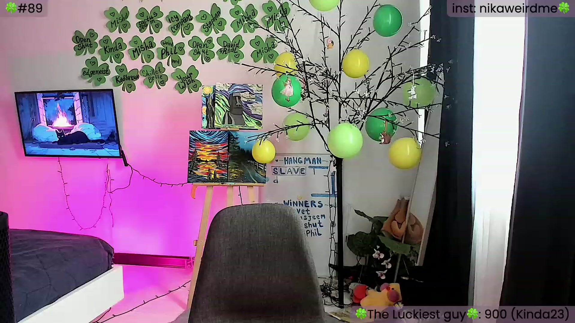 Gallery image thumbnail from WeirdMe's myfreecams stream on, 03/16/2024, 10:56 image 18 of 20