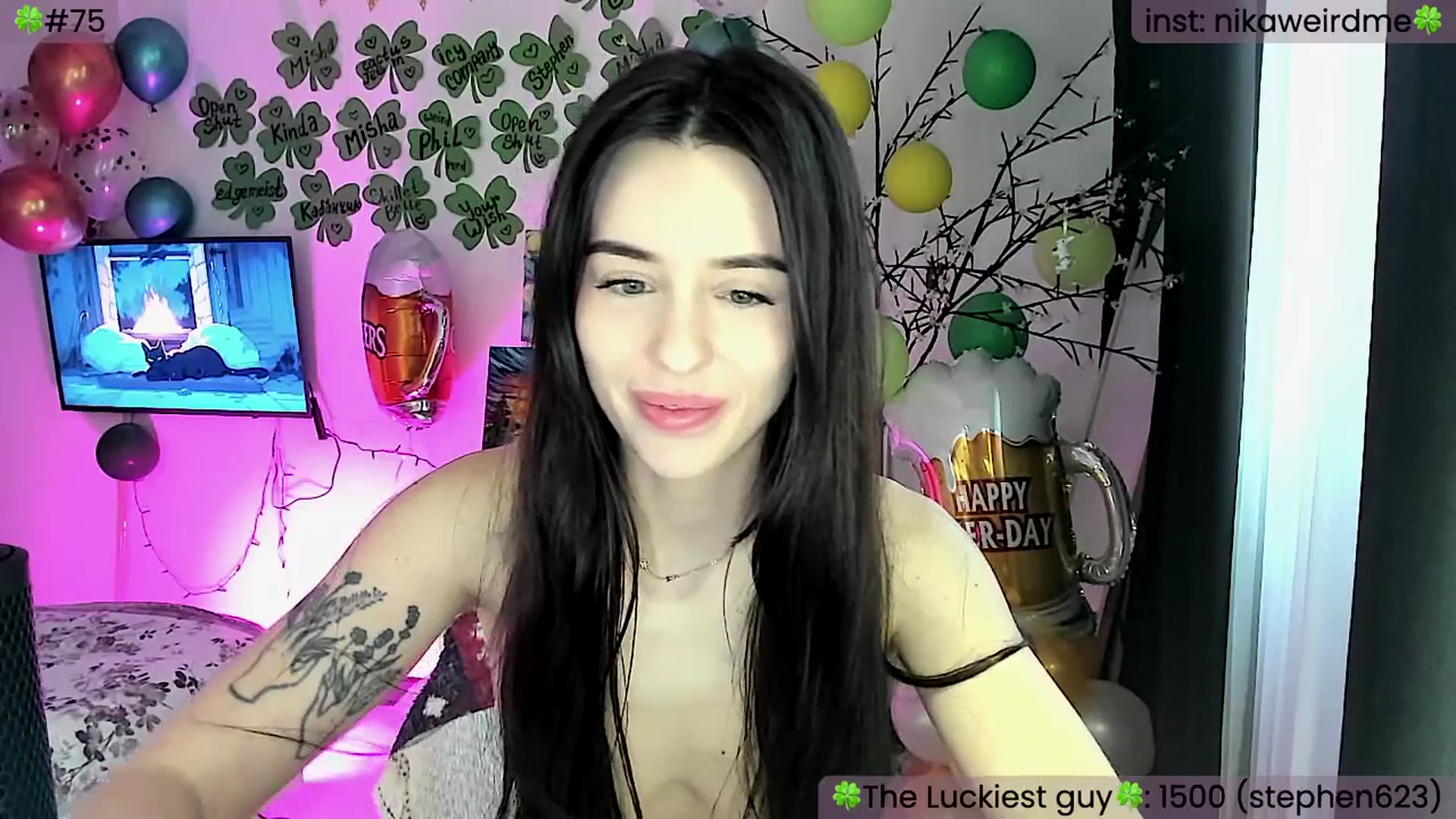 Gallery image thumbnail from WeirdMe's myfreecams stream on, 03/20/2024, 15:44 image 19 of 20