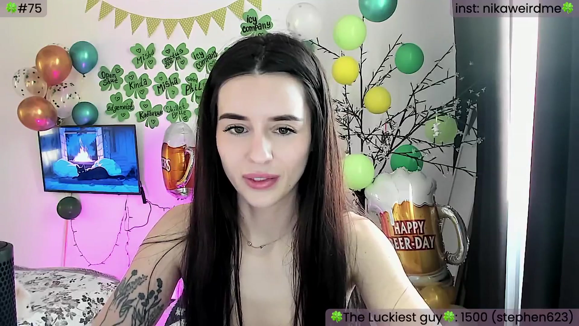 Gallery image thumbnail from WeirdMe's myfreecams stream on, 03/20/2024, 15:44 image 3 of 20