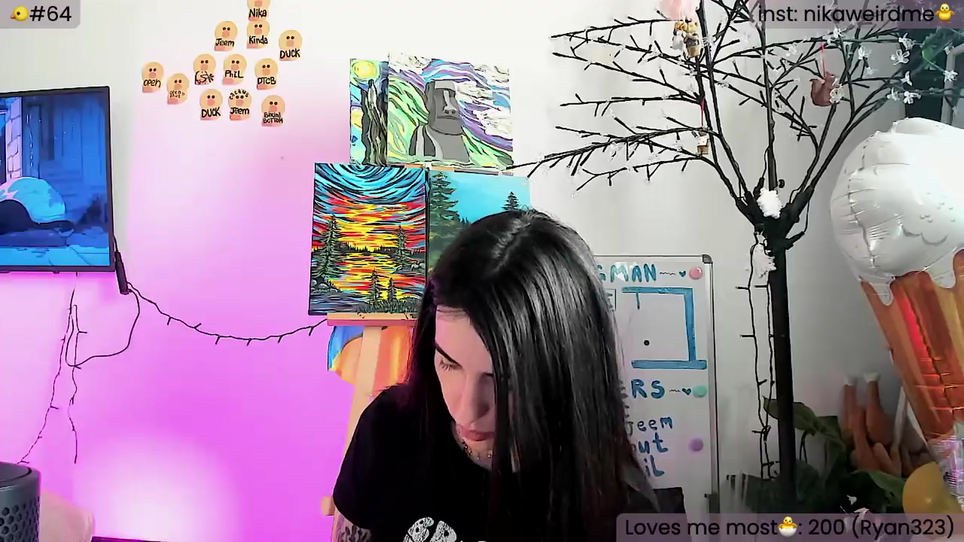 Gallery image thumbnail from WeirdMe's myfreecams stream on, 03/31/2024, 16:07 image 17 of 20