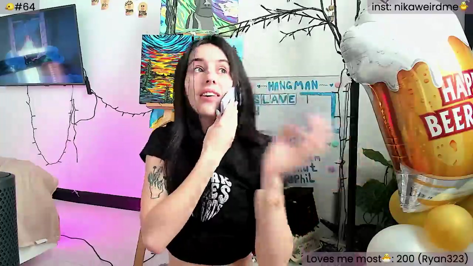 Gallery image thumbnail from WeirdMe's myfreecams stream on, 03/31/2024, 16:07 image 12 of 20