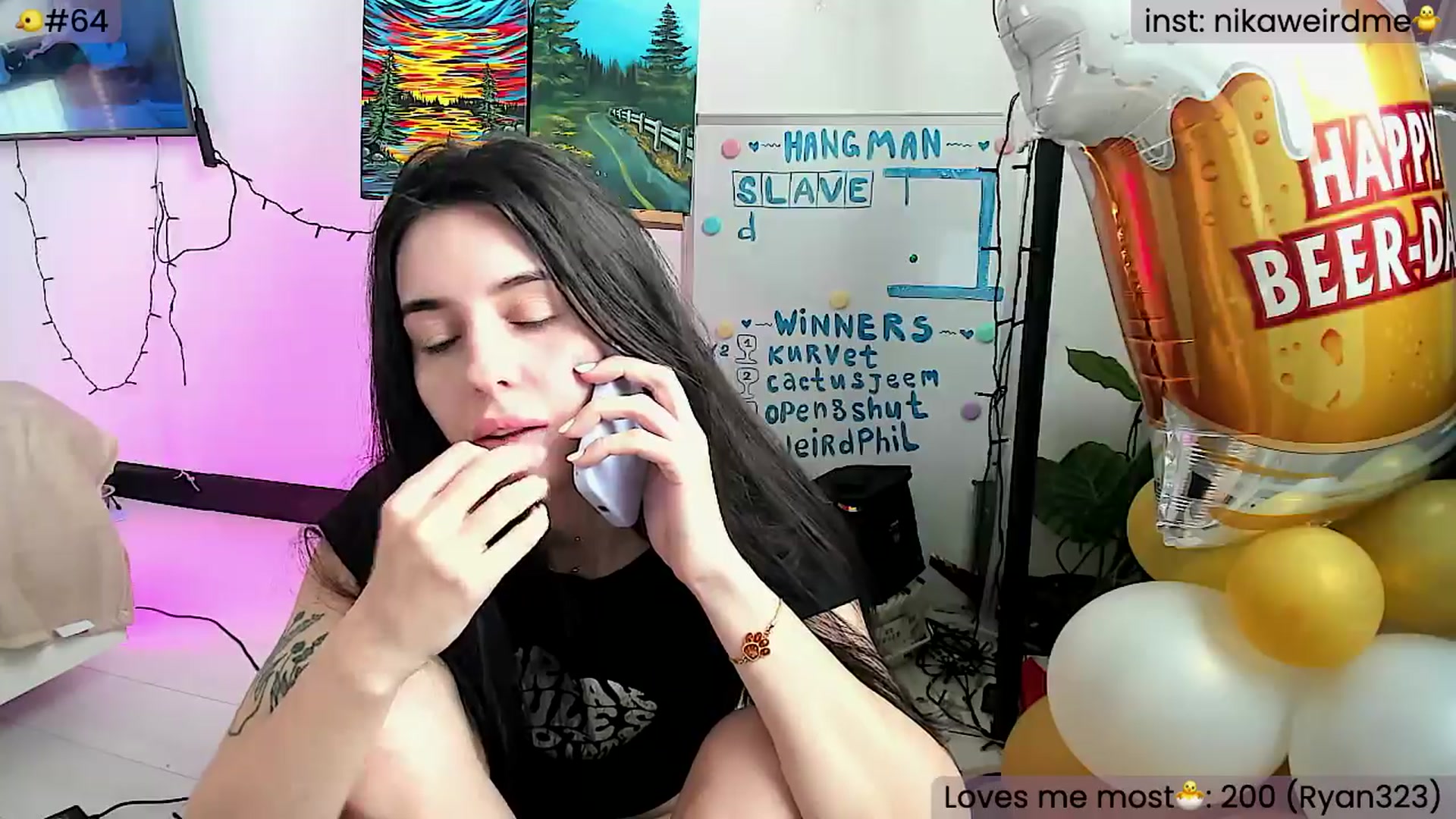 Gallery image thumbnail from WeirdMe's myfreecams stream on, 03/31/2024, 16:07 image 13 of 20