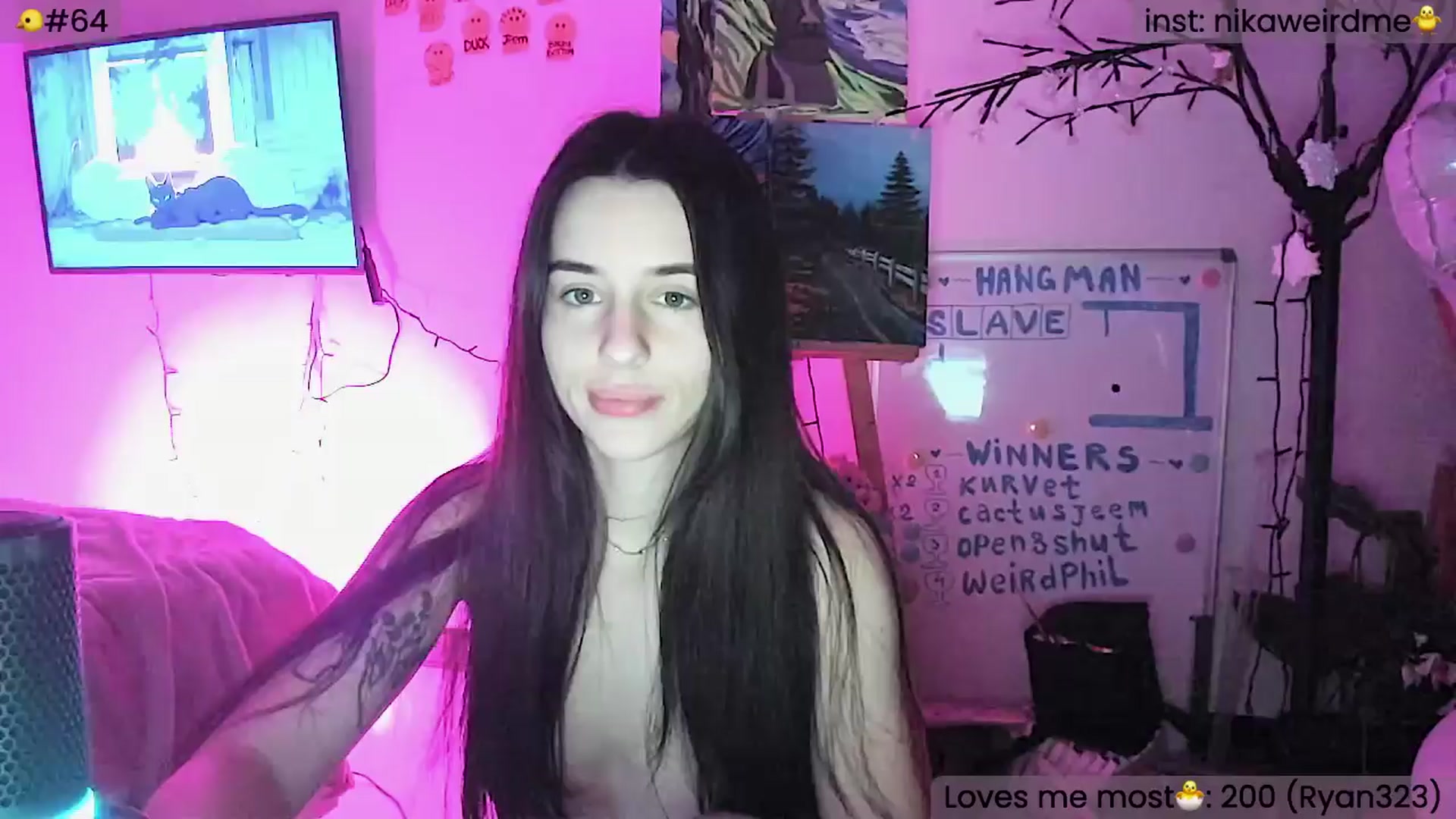 Gallery image thumbnail from WeirdMe's myfreecams stream on, 03/31/2024, 17:39 image 6 of 20