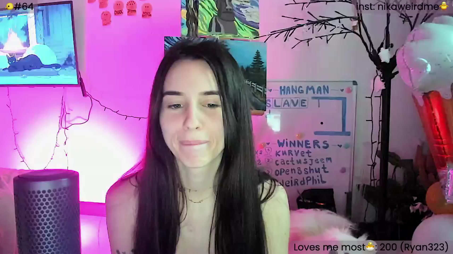 Gallery image thumbnail from WeirdMe's myfreecams stream on, 03/31/2024, 17:39 image 1 of 20