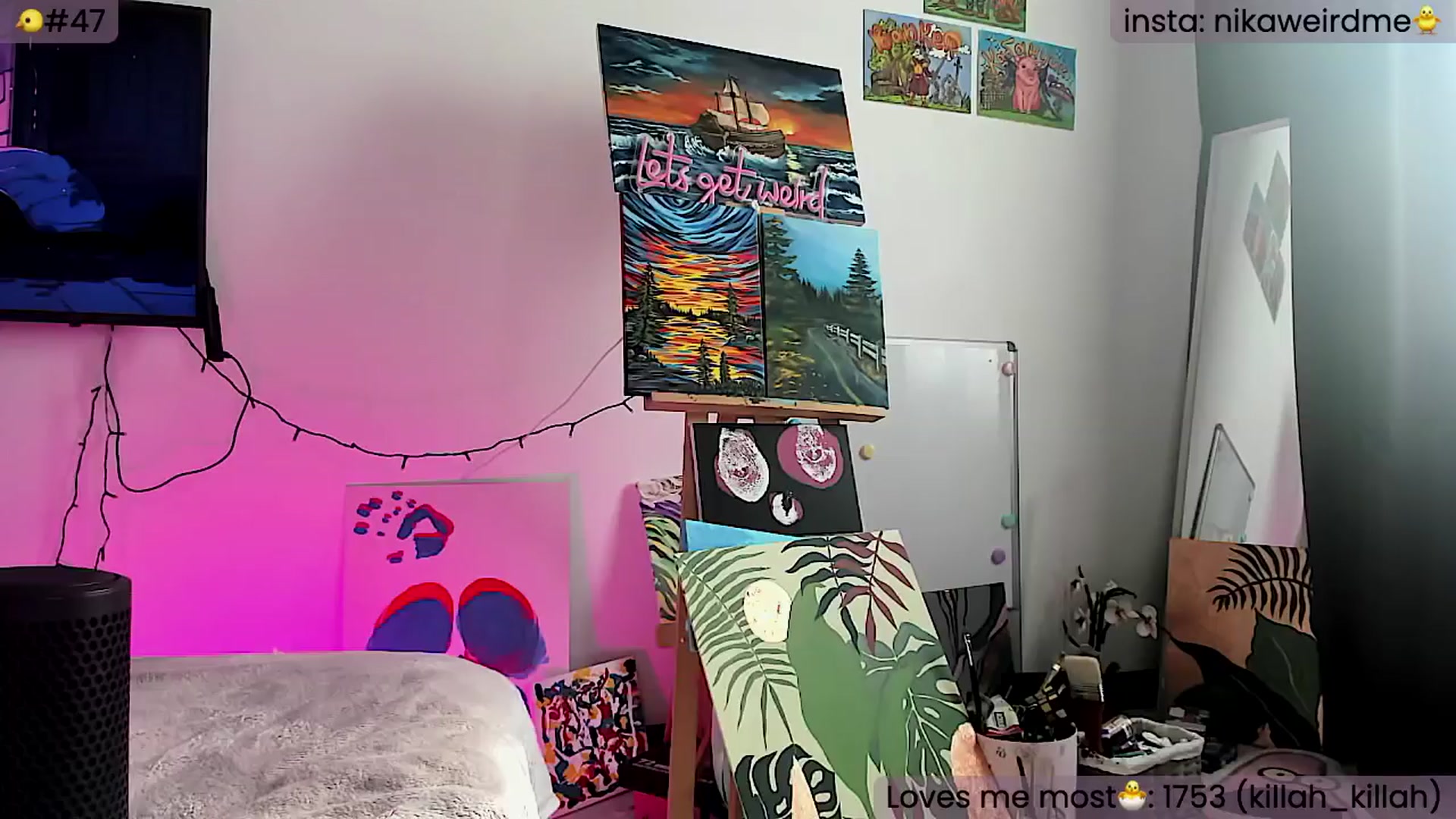 Gallery image thumbnail from WeirdMe's myfreecams stream on, 05/12/2024, 14:13 image 15 of 20