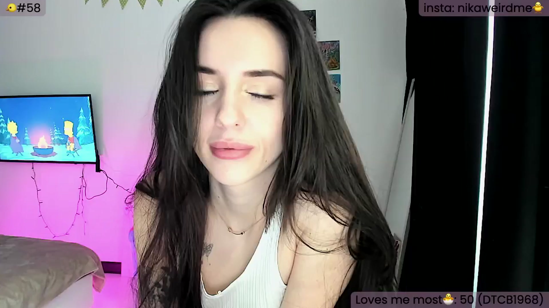 Gallery image thumbnail from WeirdMe's myfreecams stream on, 05/15/2024, 13:52 image 4 of 20